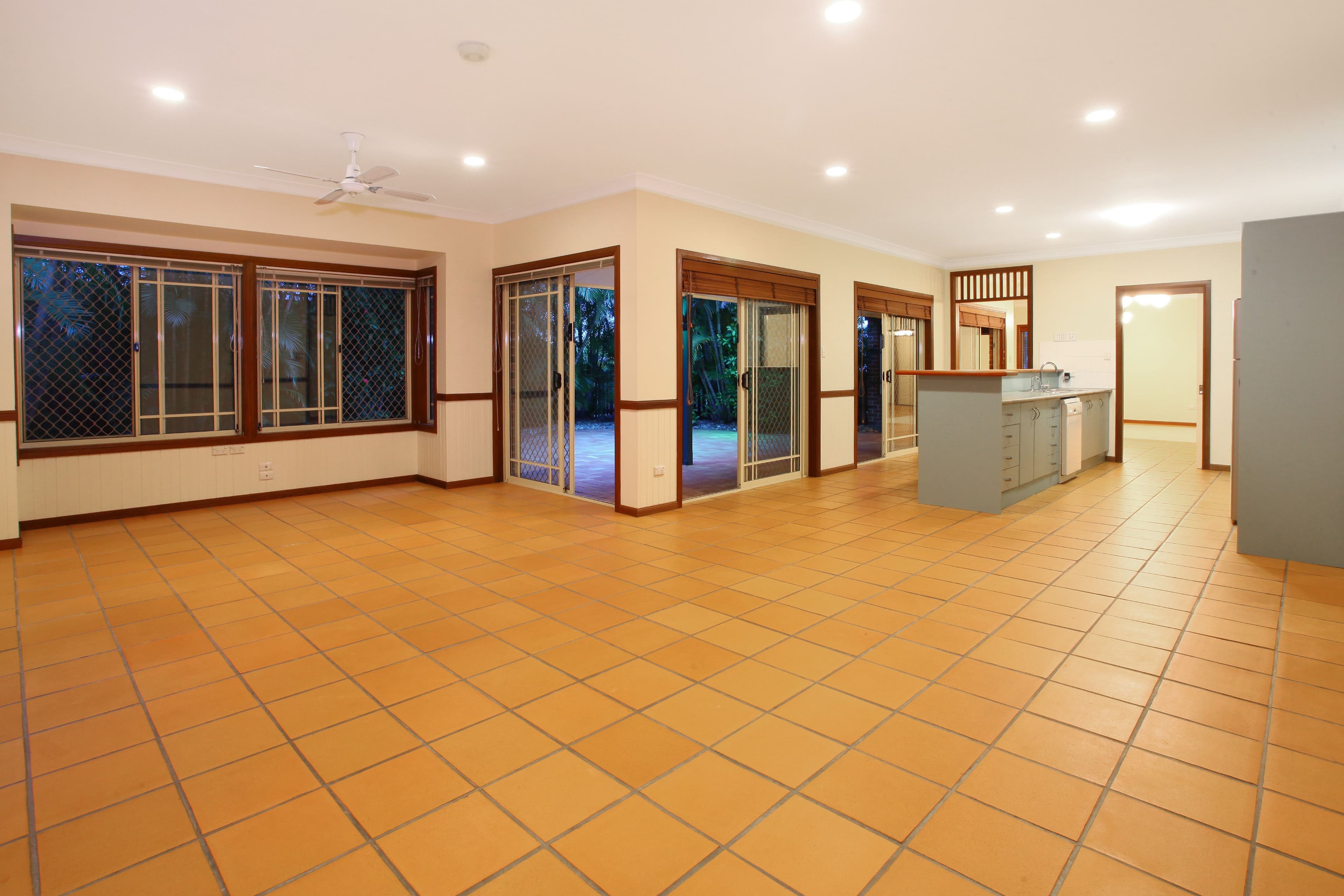 20 Collingwood Avenue, Robina QLD 4226, Robina - Thumbnail 3