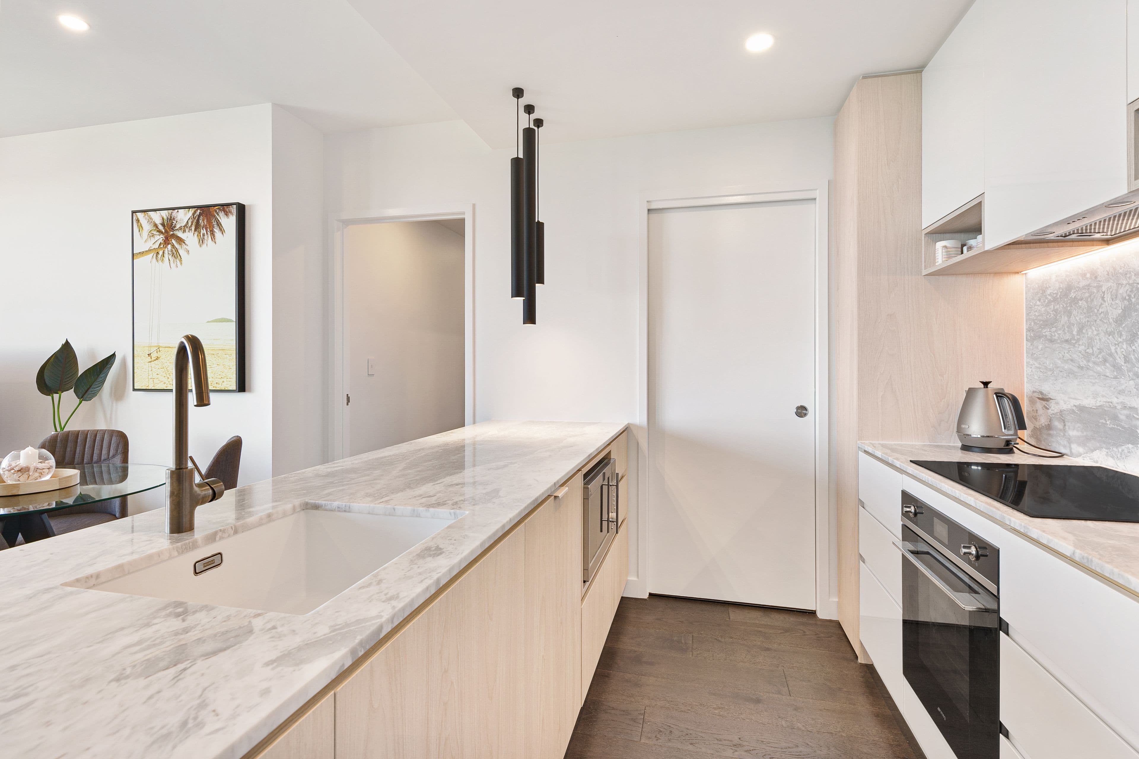 185 Old Burleigh Road, Broadbeach QLD 4218, Broadbeach - Thumbnail 7