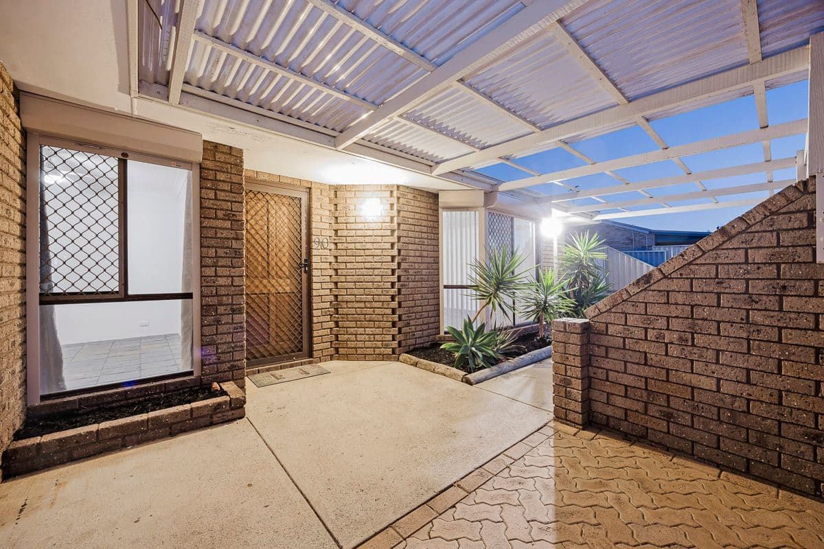 90 Lagoon Drive, Yanchep WA 6035, Yanchep - Thumbnail 3