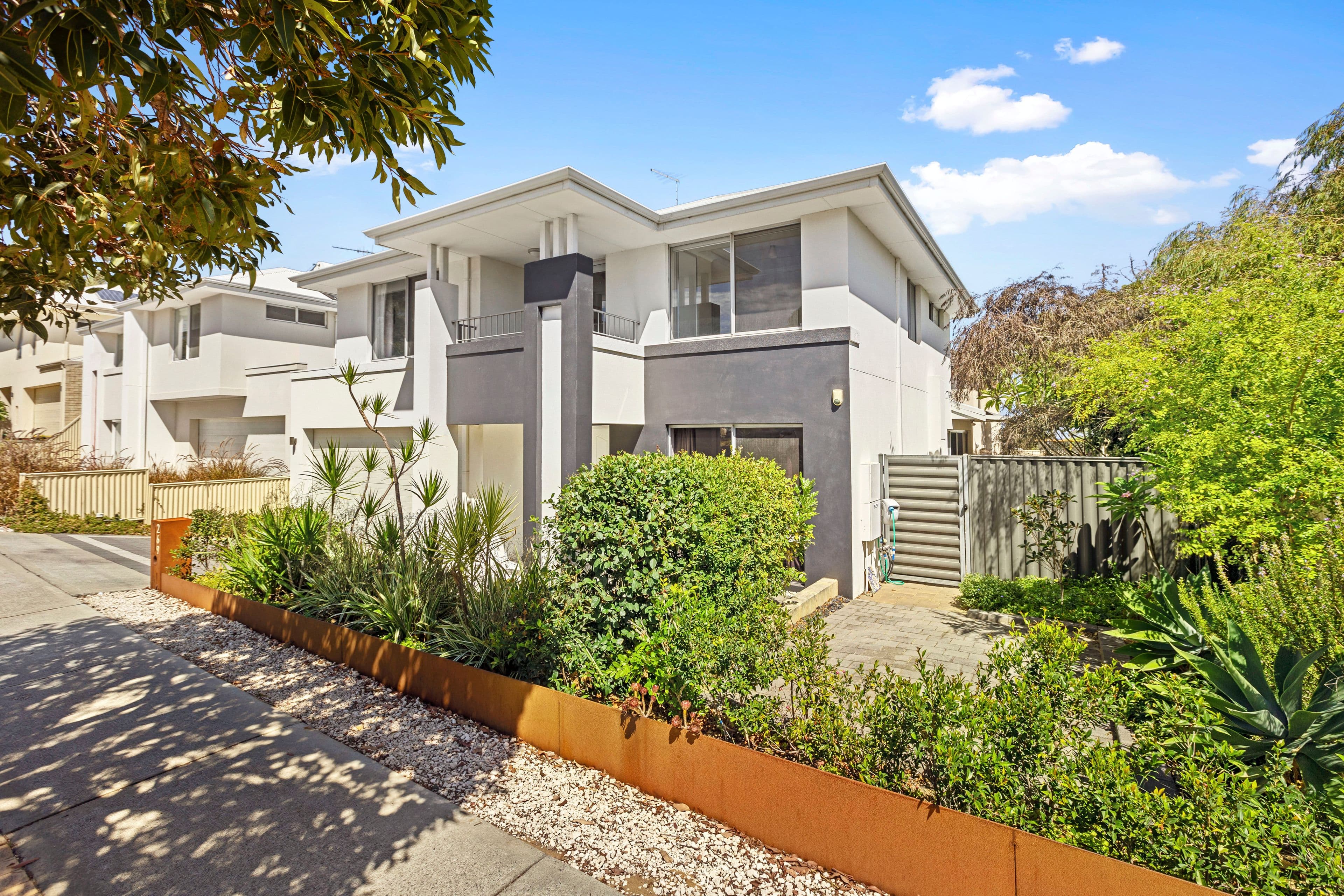 269 Herbert Street, Doubleview WA 6018, Doubleview - Thumbnail 2