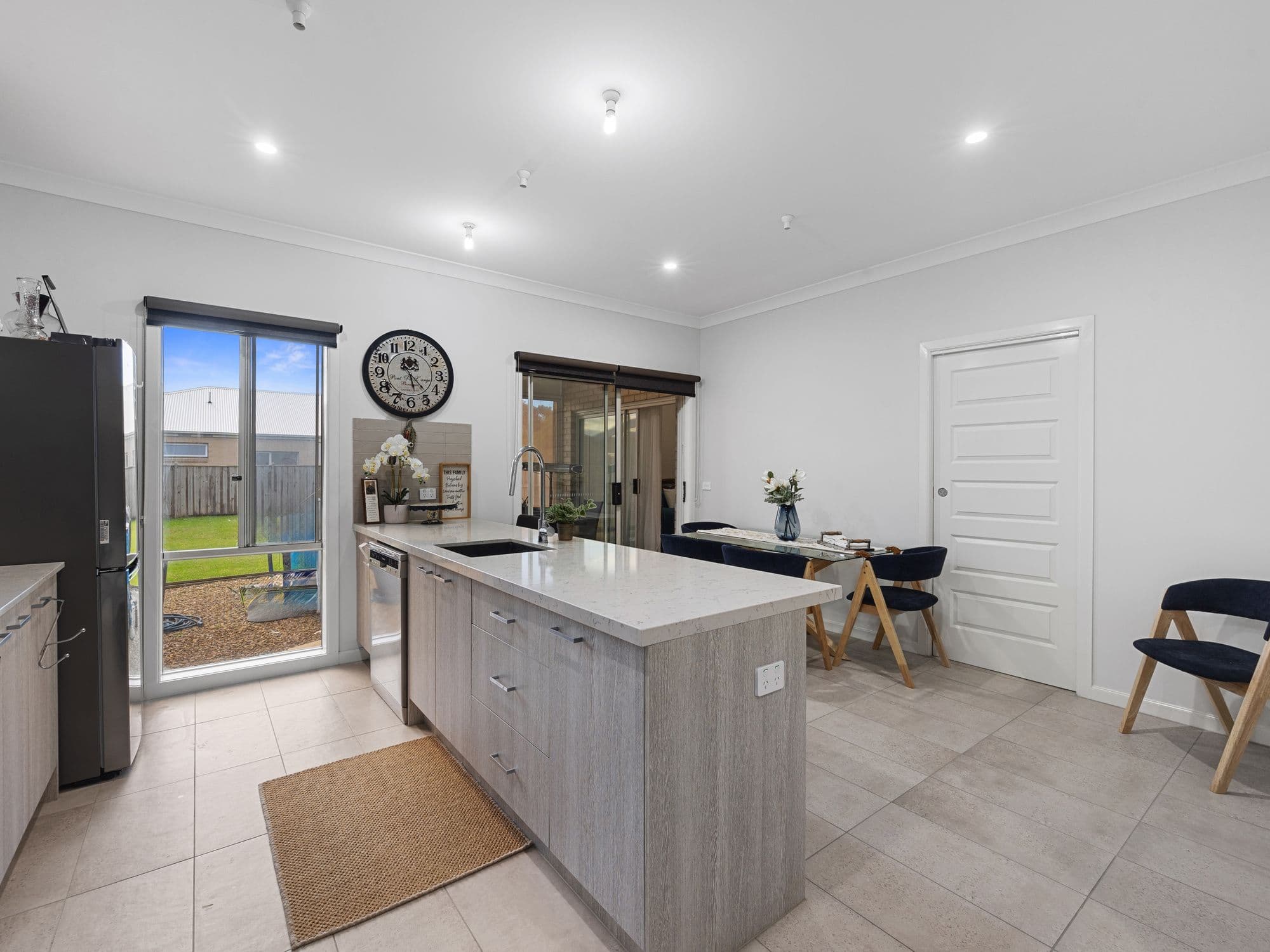 18 Kembla Road, Cowes VIC 3922, Cowes - Thumbnail 3