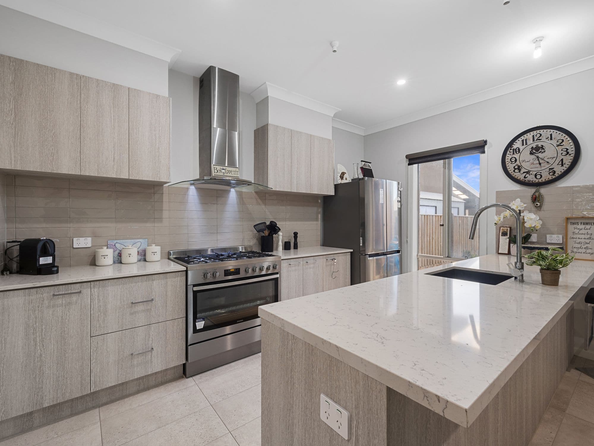 18 Kembla Road, Cowes VIC 3922, Cowes - Thumbnail 5