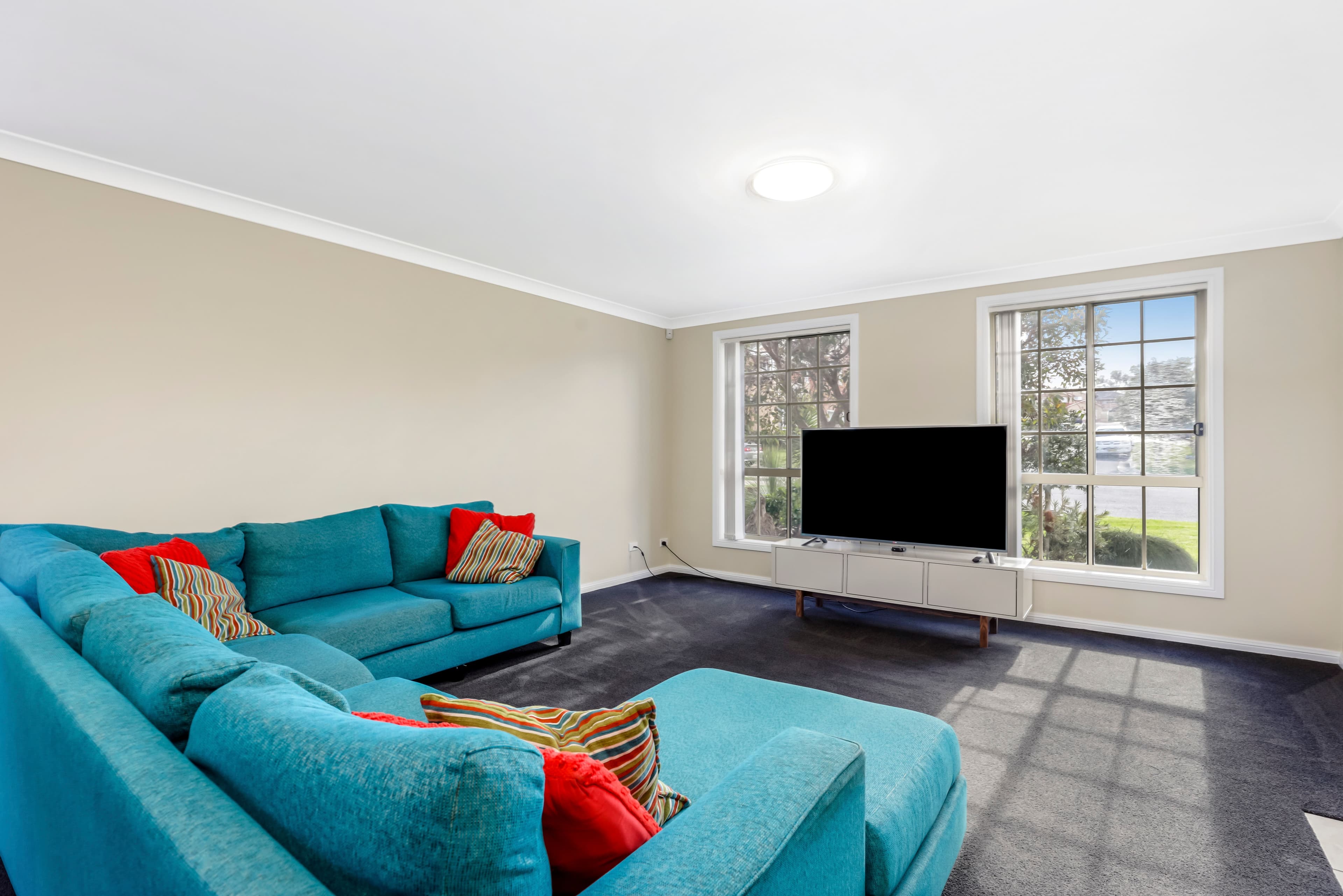 12 Triabunna Avenue, West Hoxton NSW 2171, West Hoxton - Thumbnail 2