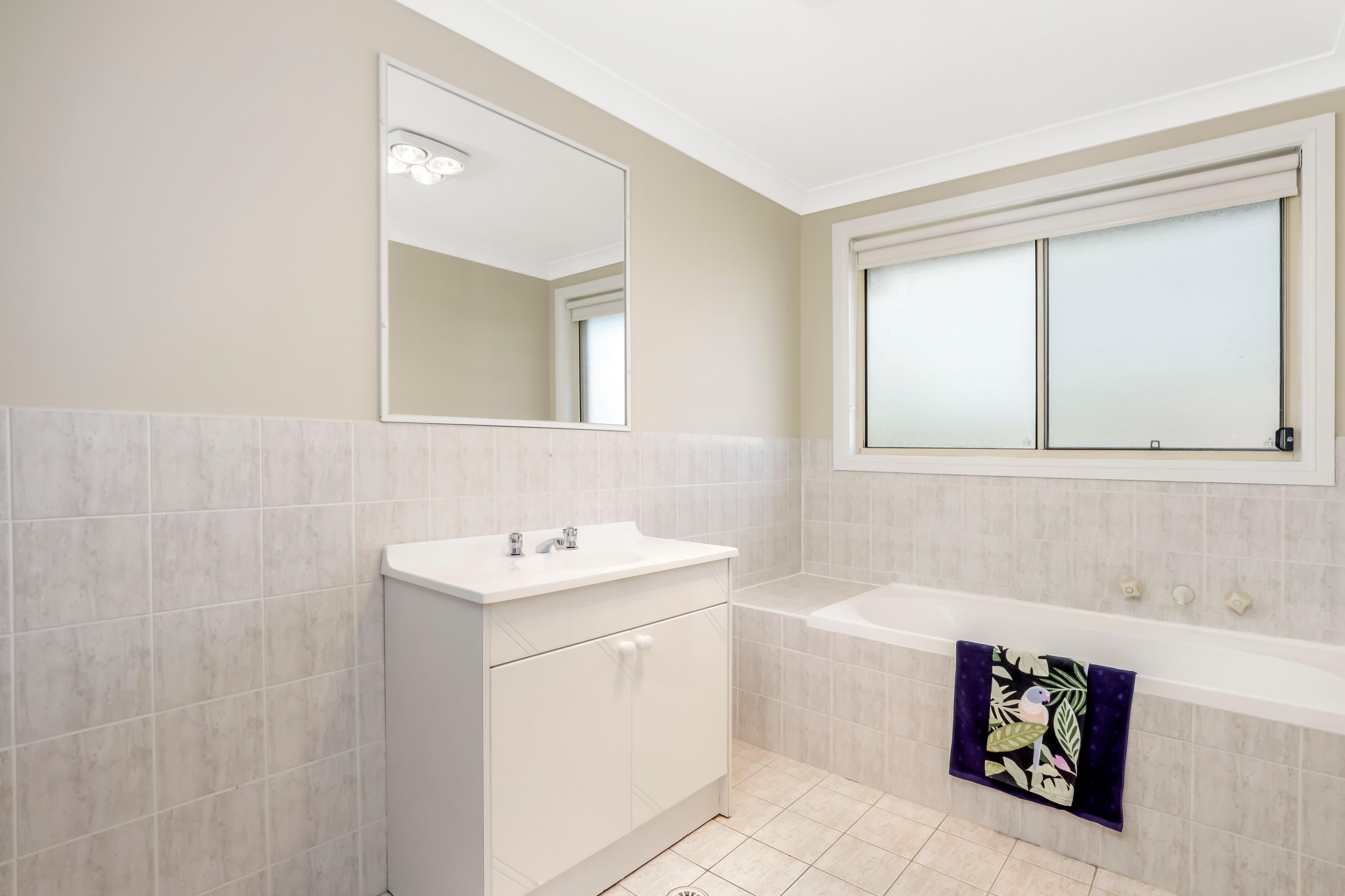 12 Triabunna Avenue, West Hoxton NSW 2171, West Hoxton - Thumbnail 7