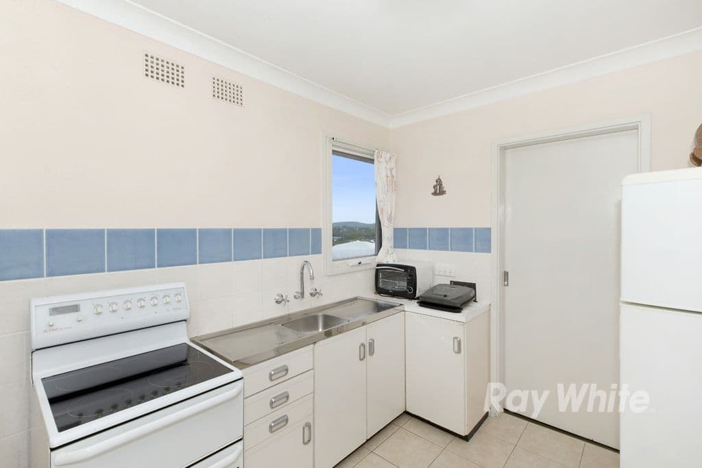 18 Yanco Crescent, Toronto - Thumbnail 4