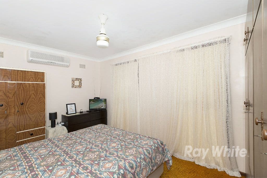 18 Yanco Crescent, Toronto - Thumbnail 7
