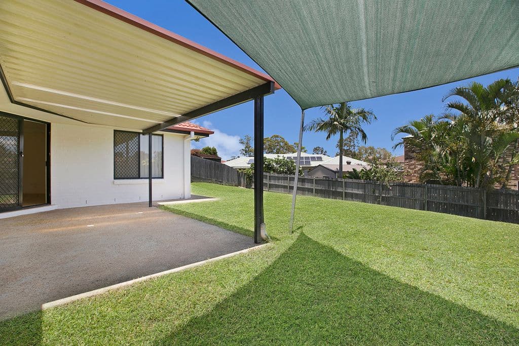 8 Almond Avenue, Birkdale QLD 4159, Birkdale - Thumbnail 2