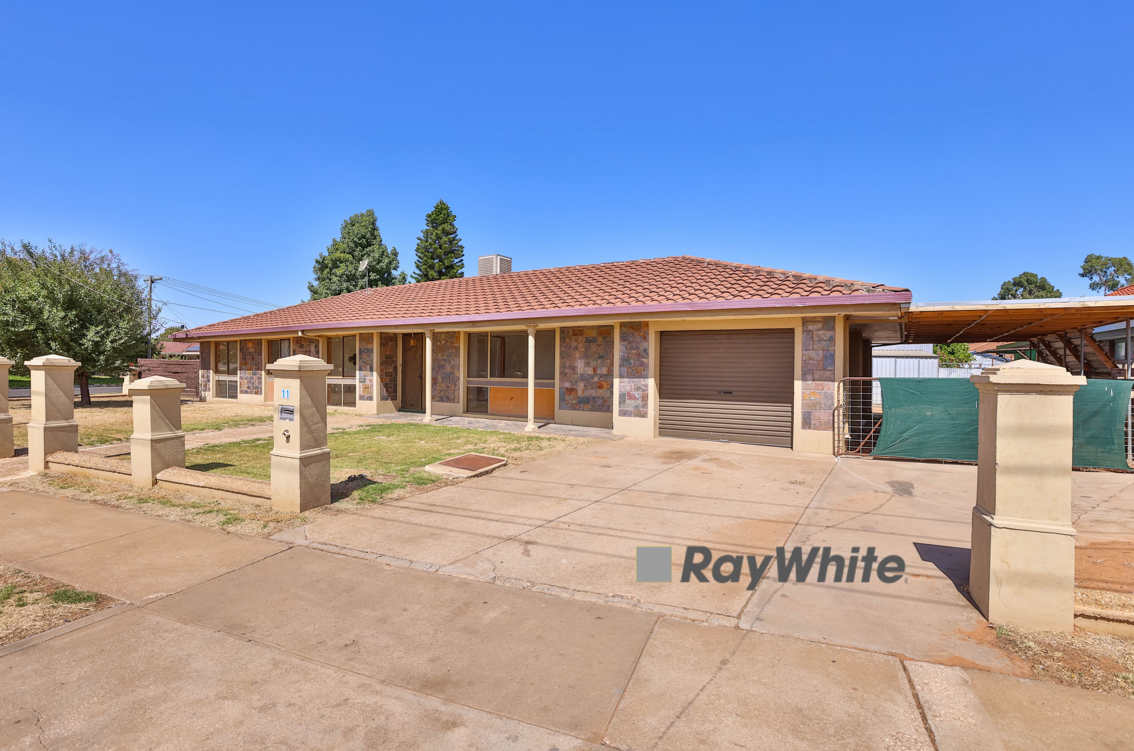 11 Dennis Avenue, Mildura VIC 3500, Mildura - Image 1