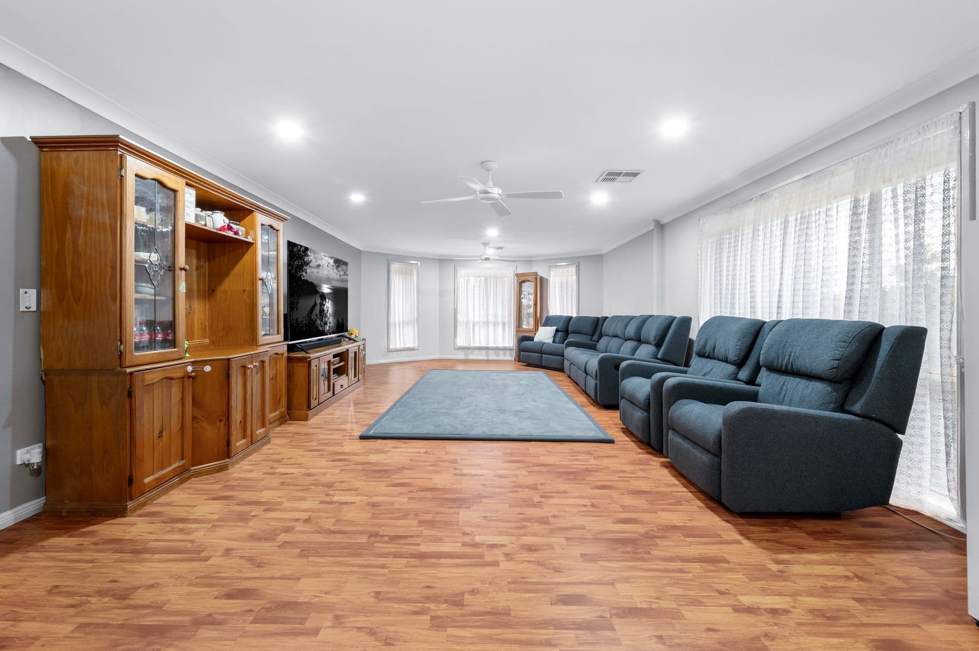 5 Lyndhurst Place, Glen Alpine NSW 2560, Glen Alpine - Thumbnail 2
