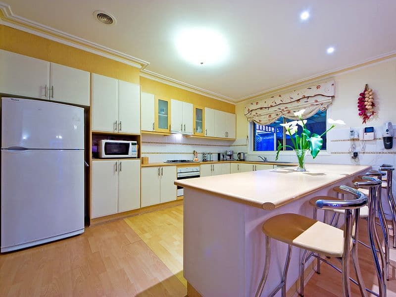 25 Baden Powell Drive, TARNEIT VIC 3029, Tarneit - Thumbnail 4