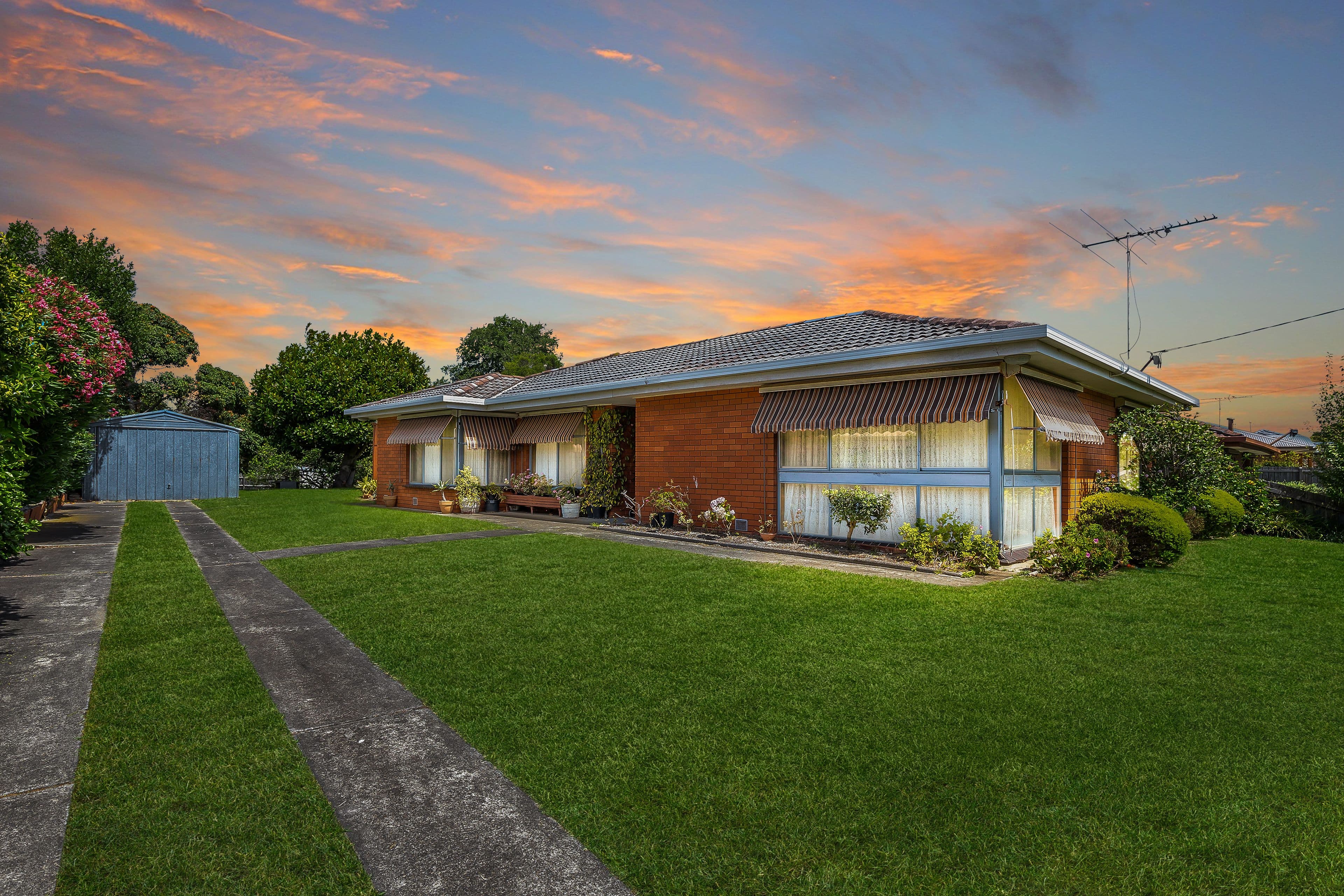 8 Leon Avenue, Rosebud VIC 3939, Rosebud - Image 1