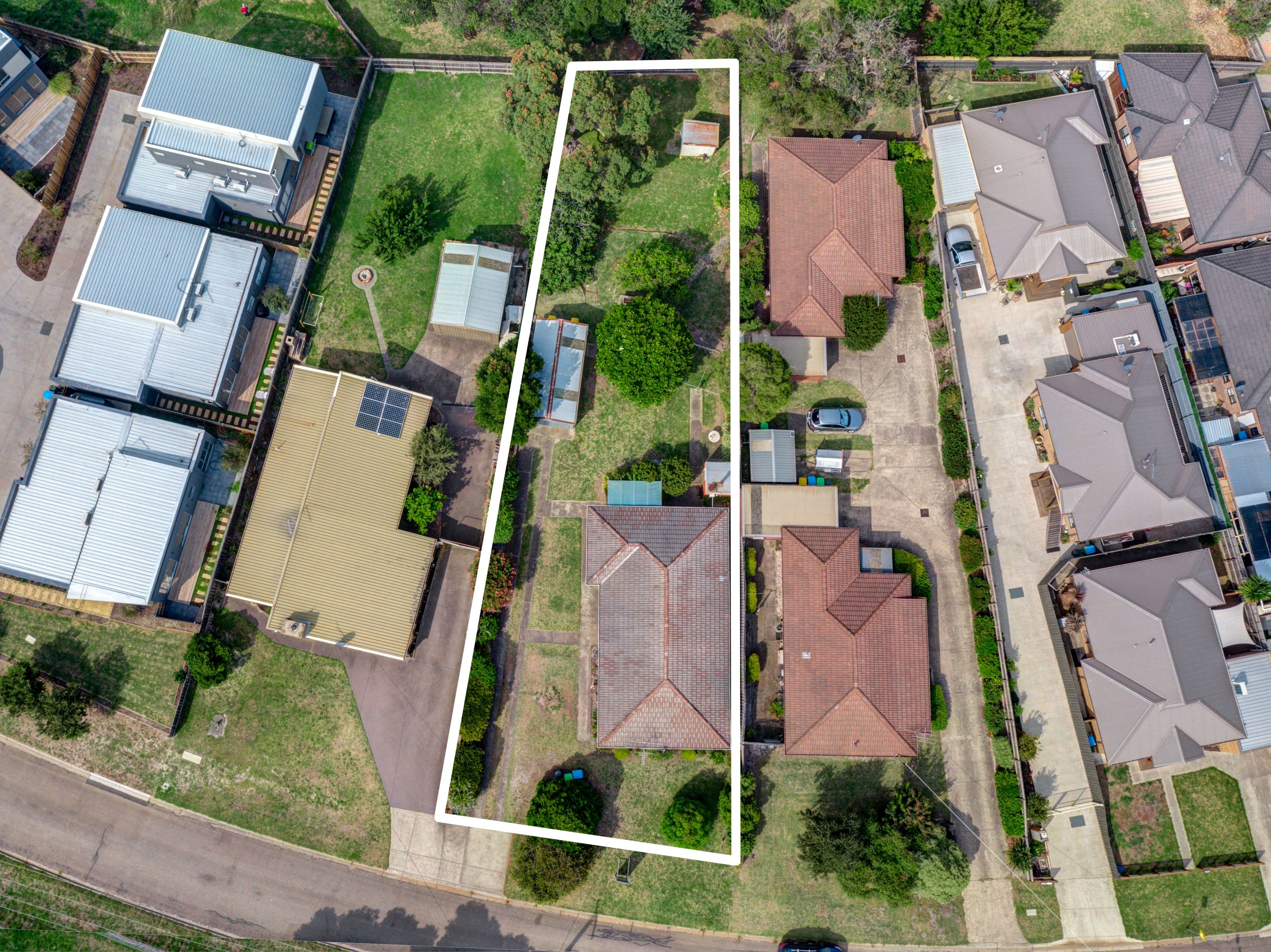 8 Leon Avenue, Rosebud VIC 3939, Rosebud - Thumbnail 2