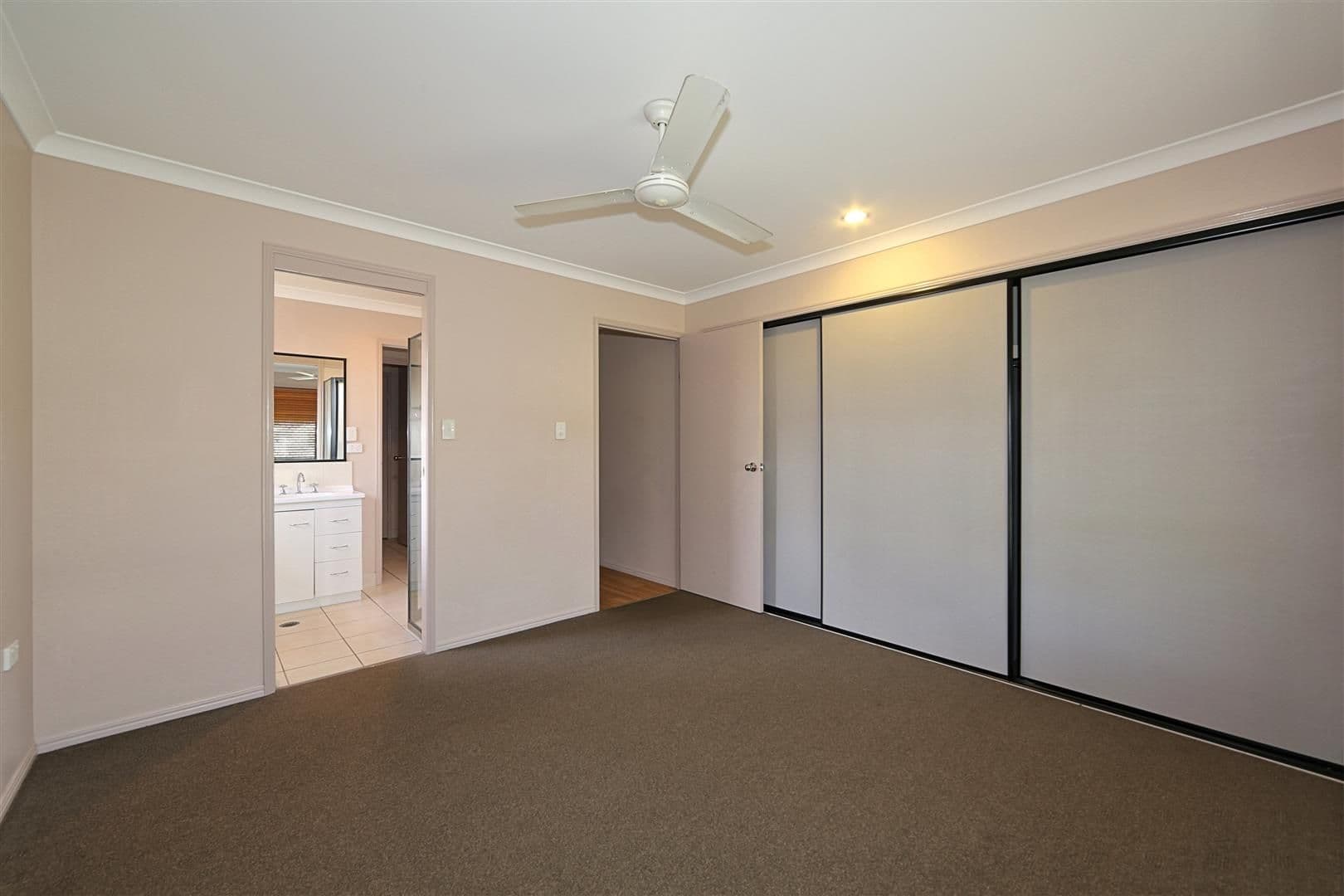 27 Dawson Avenue, THABEBAN QLD 4670, Thabeban - Thumbnail 7