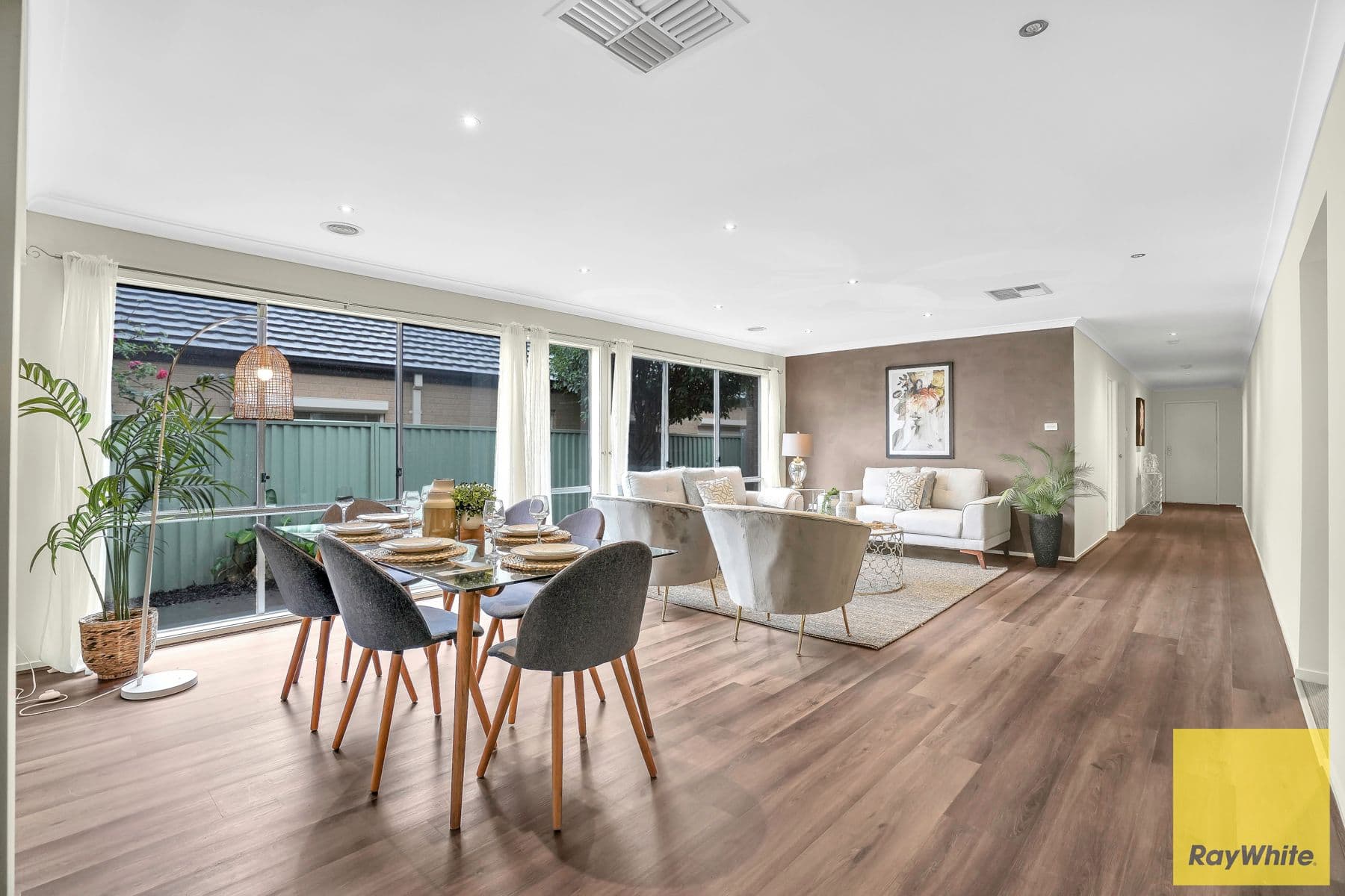 38 Dahlia Drive, Caroline Springs VIC 3023, Caroline Springs - Thumbnail 2