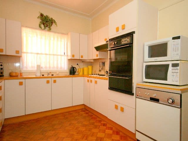 3 Jensen Street, CONDELL PARK NSW 2200, Condell Park - Thumbnail 4