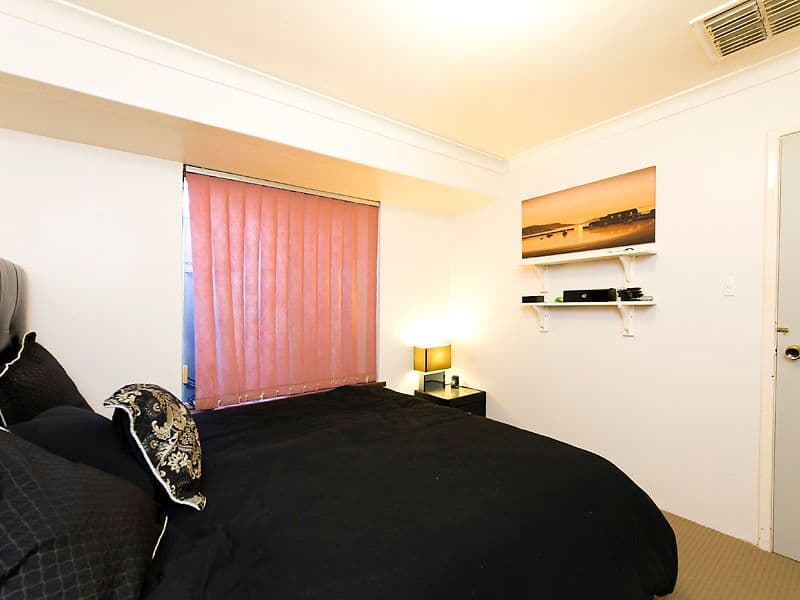 2 Cable Close, SEVILLE GROVE WA 6112, Seville Grove - Thumbnail 8