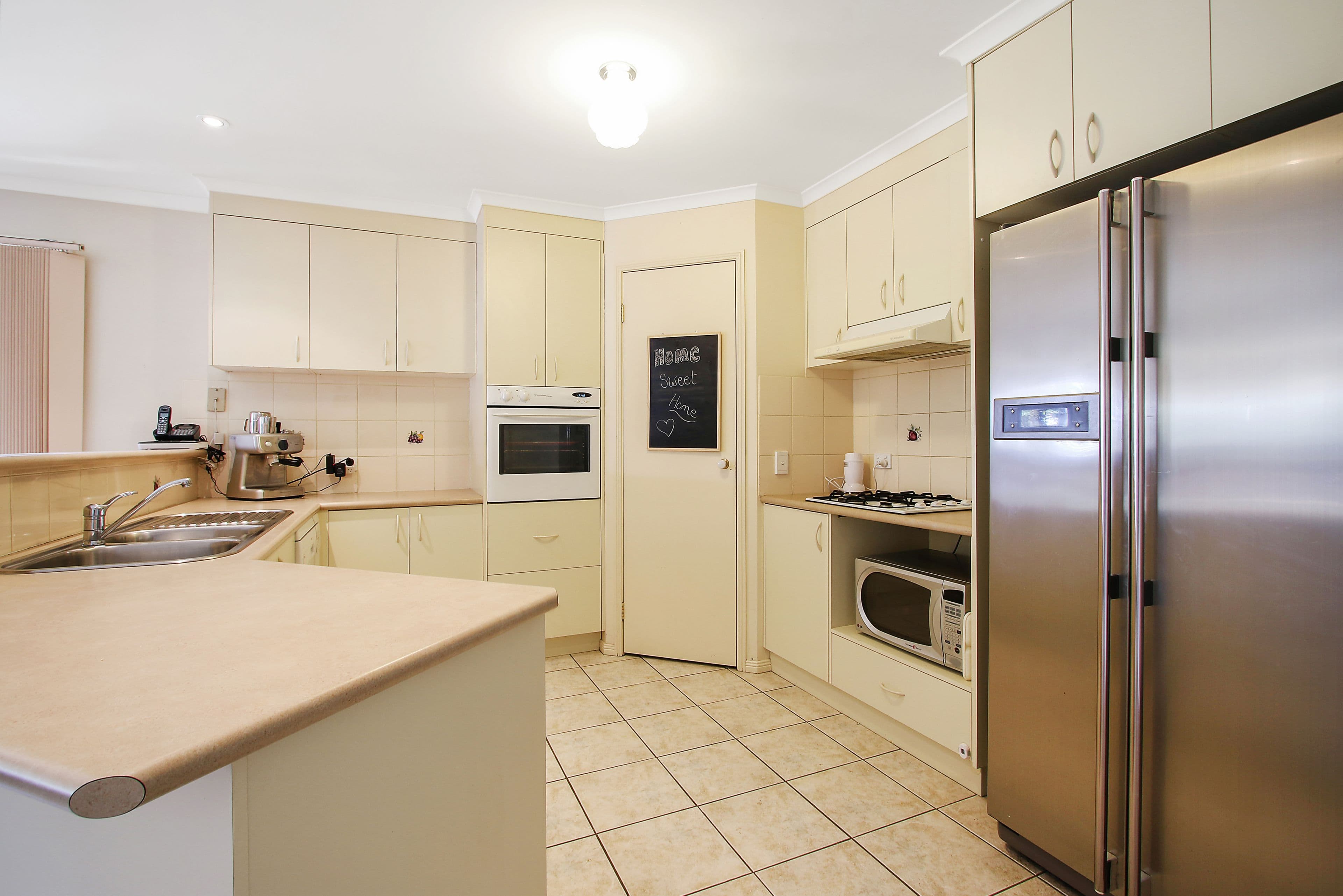 9 Connell Court, West Wodonga VIC 3690, West Wodonga - Thumbnail 2