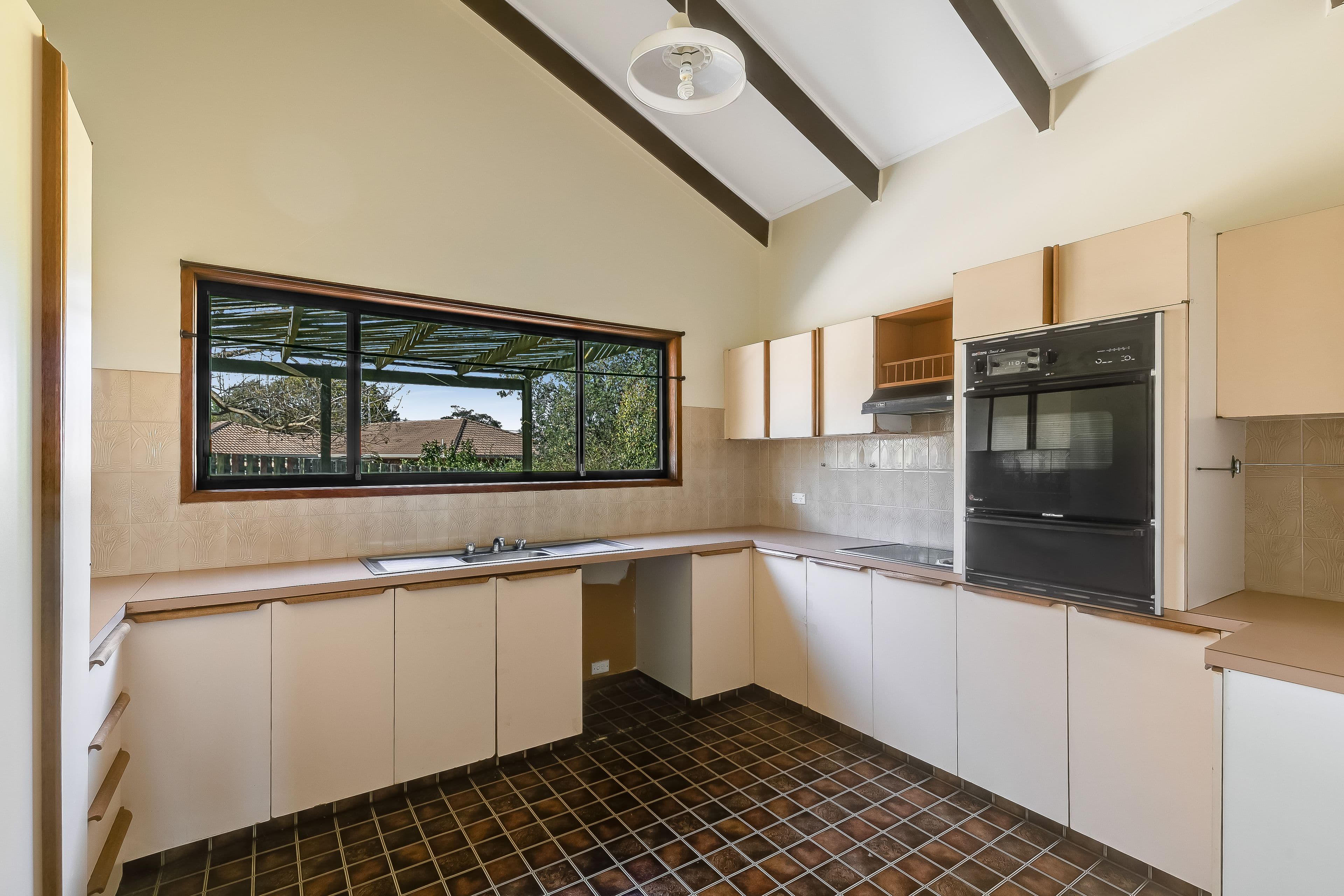5 Karyn Street, Centenary Heights QLD 4350, Centenary Heights - Thumbnail 4