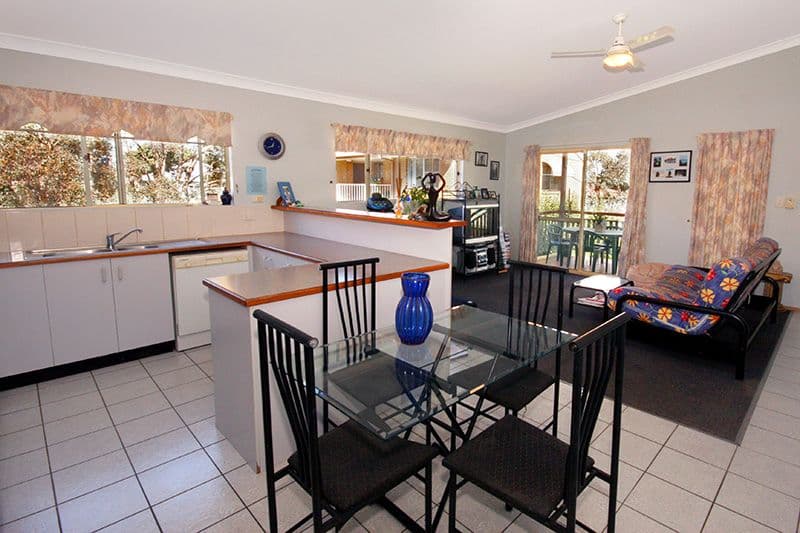 Unit 4 Kingumbilla 72 Anzac Avenue, MAROOCHYDORE QLD 4558, Maroochydore - Thumbnail 3