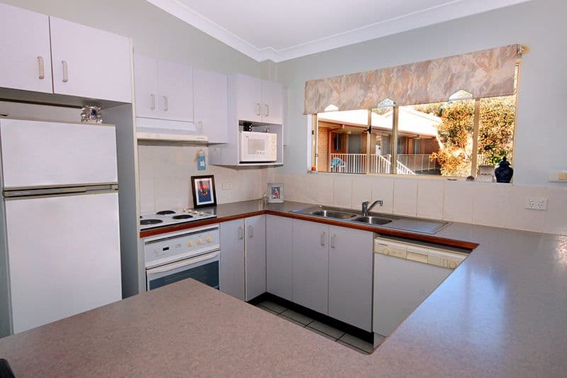 Unit 4 Kingumbilla 72 Anzac Avenue, MAROOCHYDORE QLD 4558, Maroochydore - Thumbnail 4