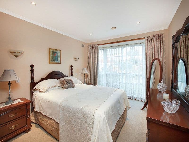 18 Rebecca Crescent, Altona Meadows - Thumbnail 6