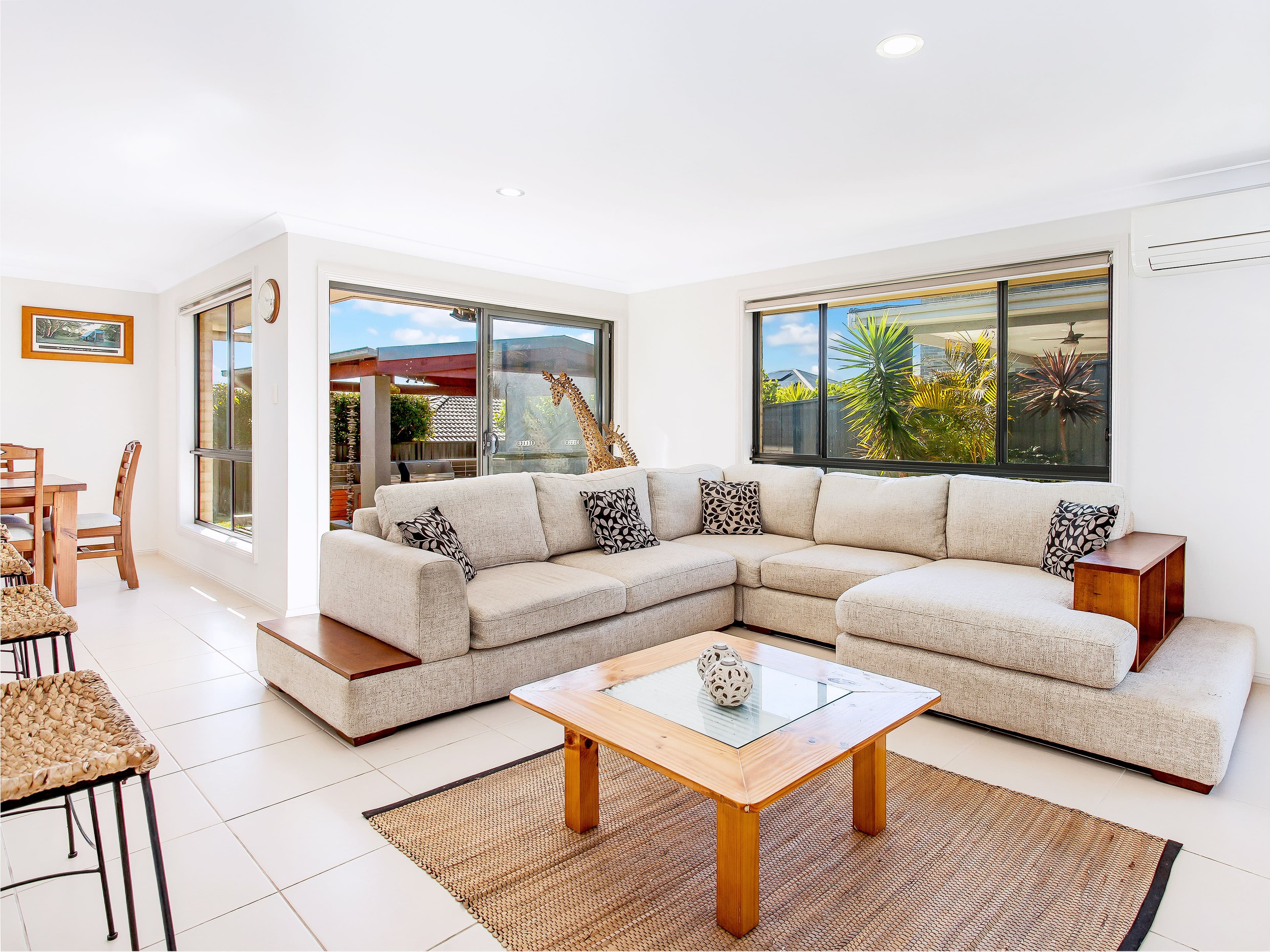 16 Handley Street, Helensburgh - Thumbnail 2