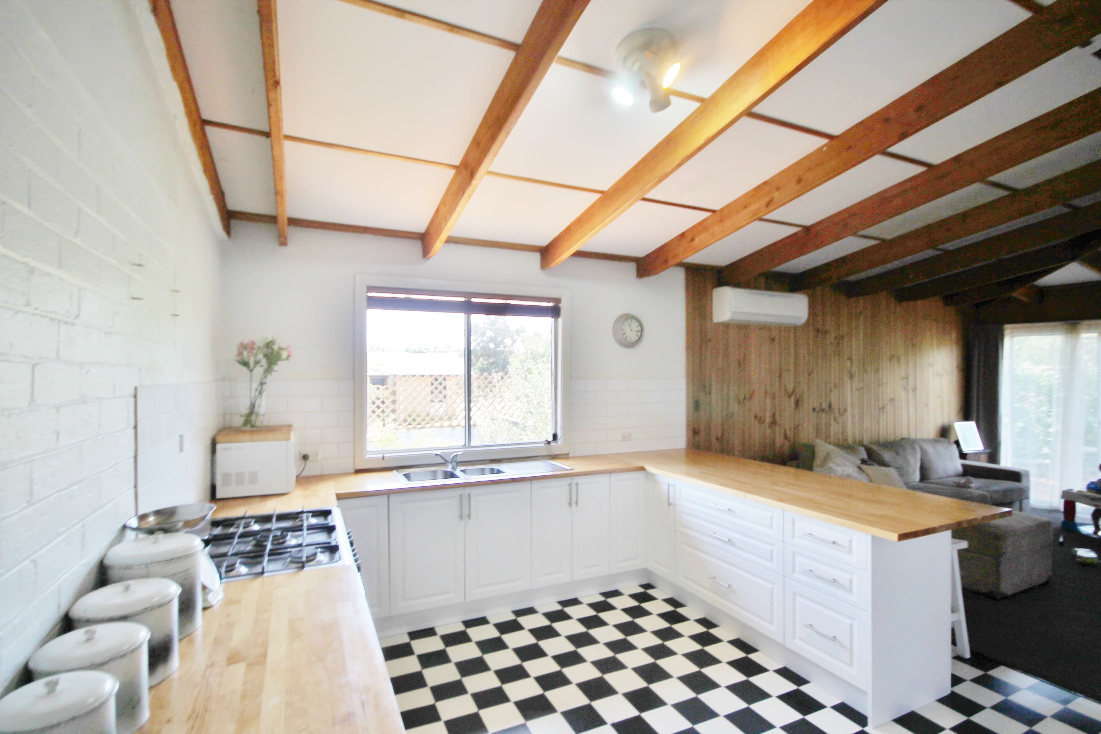 19 Taylor Road, Young - Thumbnail 7