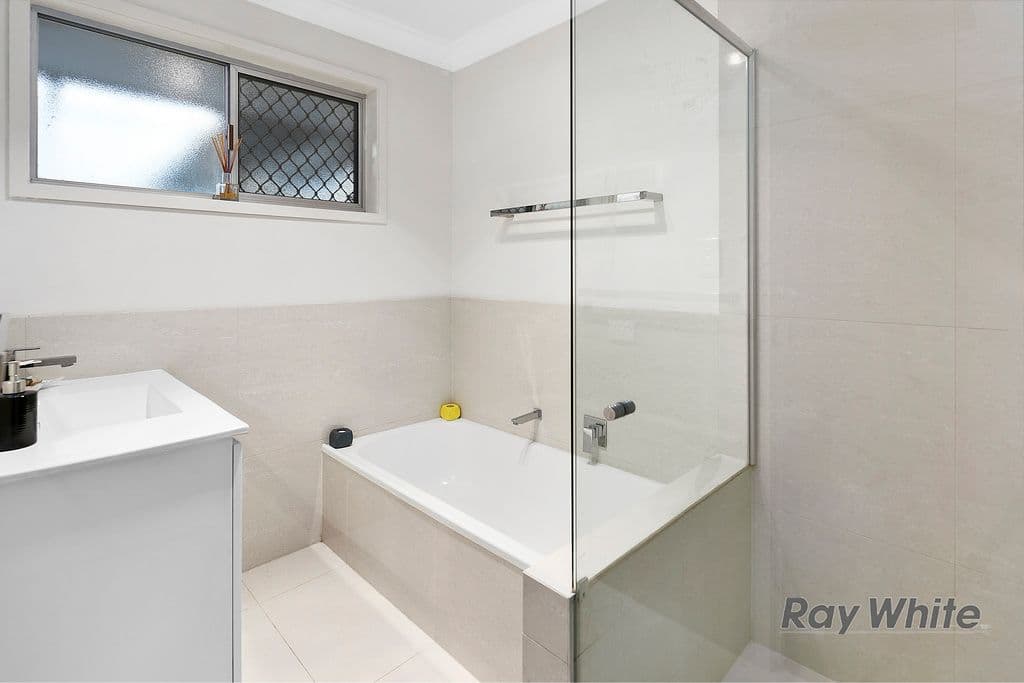 6 Fleur Court, Capalaba QLD 4157, Capalaba - Thumbnail 4