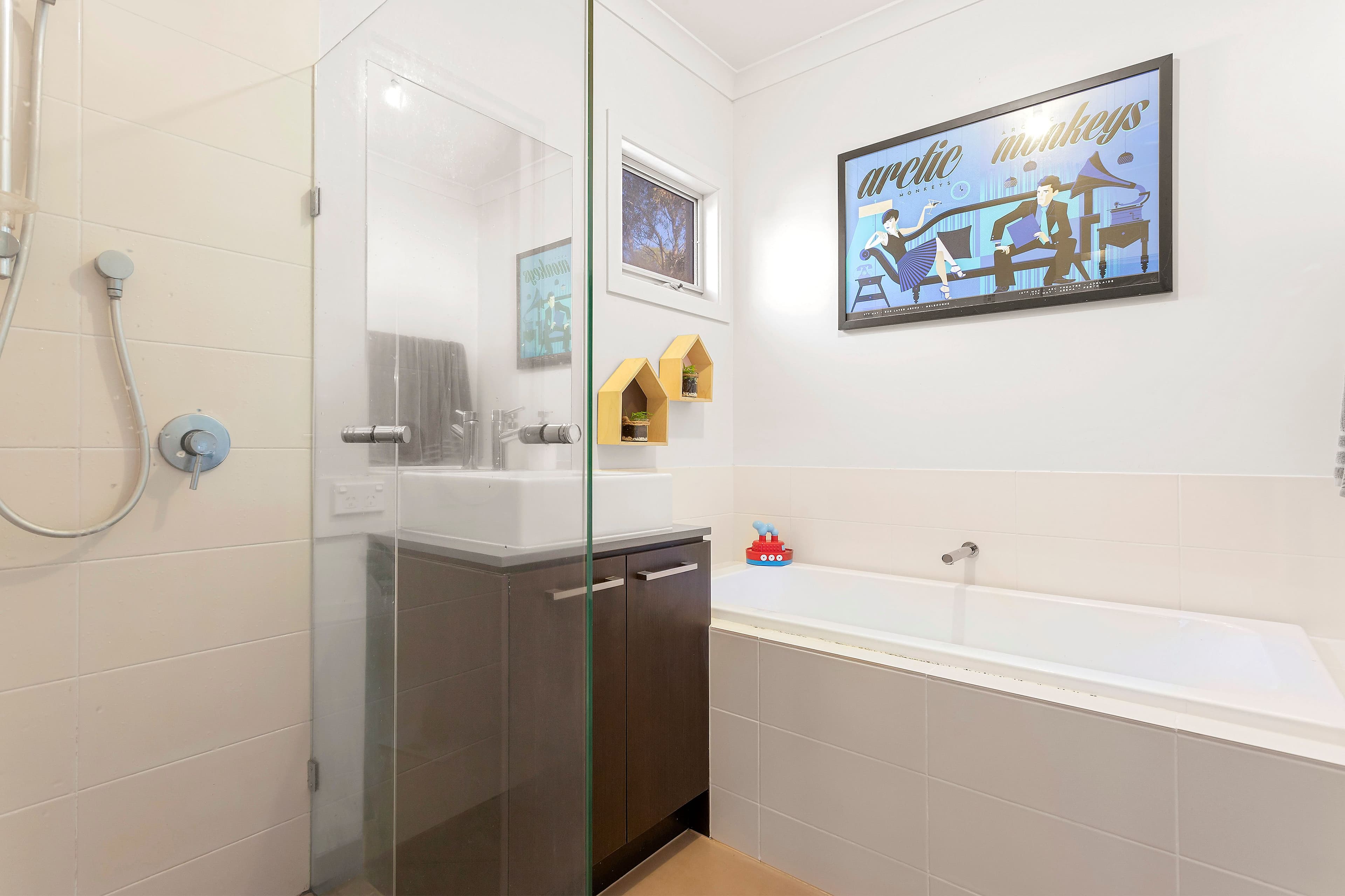 18 Cabena Crescent, Chadstone VIC 3148, Chadstone - Thumbnail 7