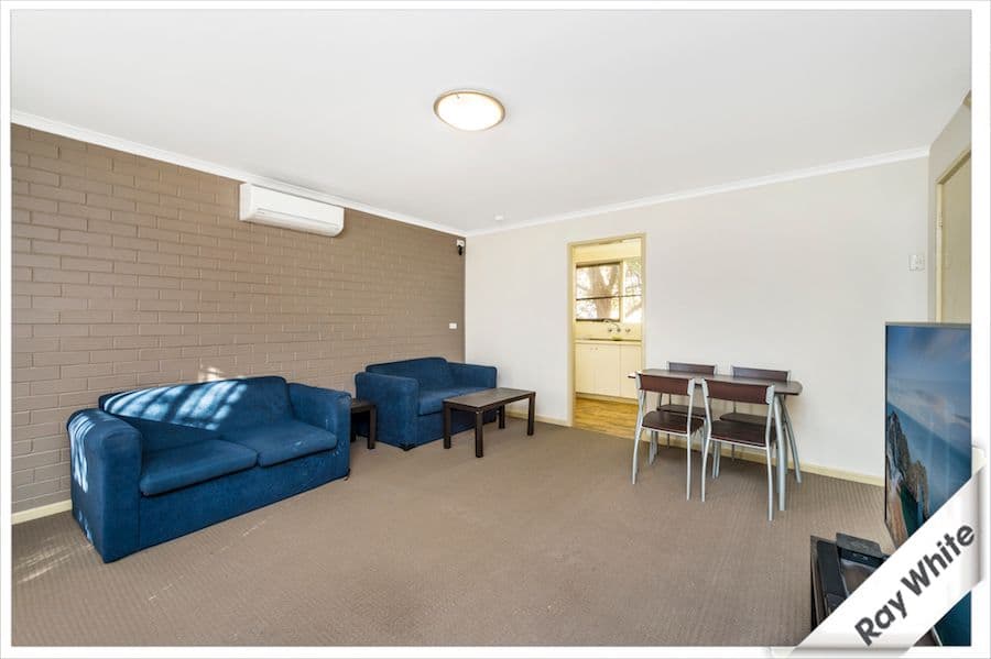 16 Broughton Place, Queanbeyan NSW 2620, Queanbeyan - Thumbnail 2