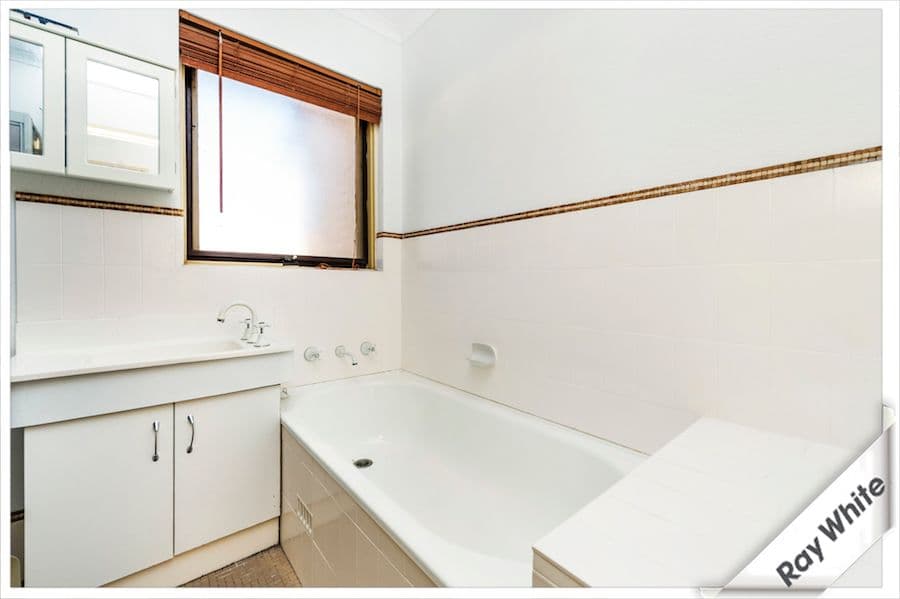 16 Broughton Place, Queanbeyan NSW 2620, Queanbeyan - Thumbnail 6