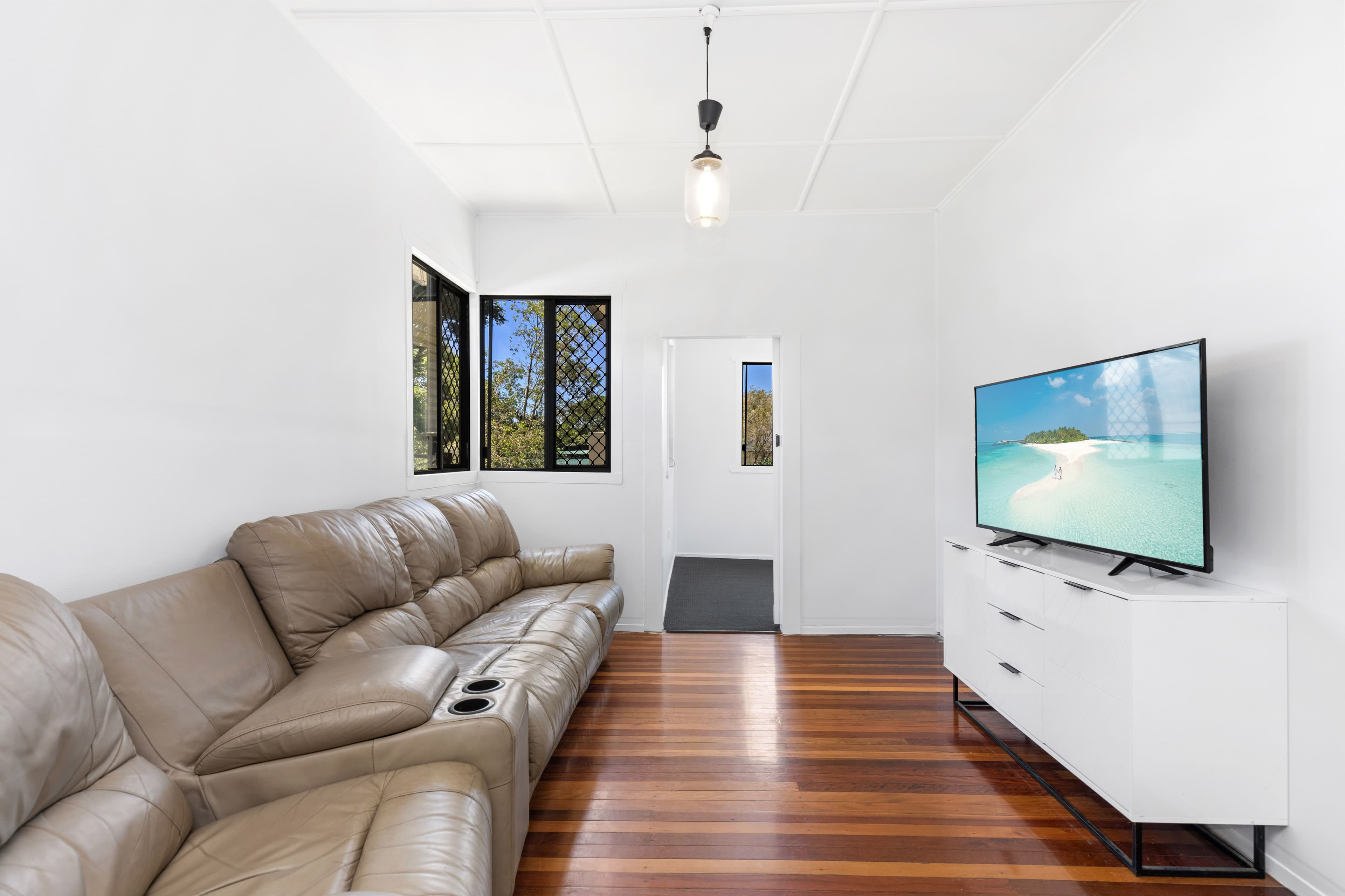 16 Katherine Street, Beerwah QLD 4519, Beerwah - Thumbnail 3