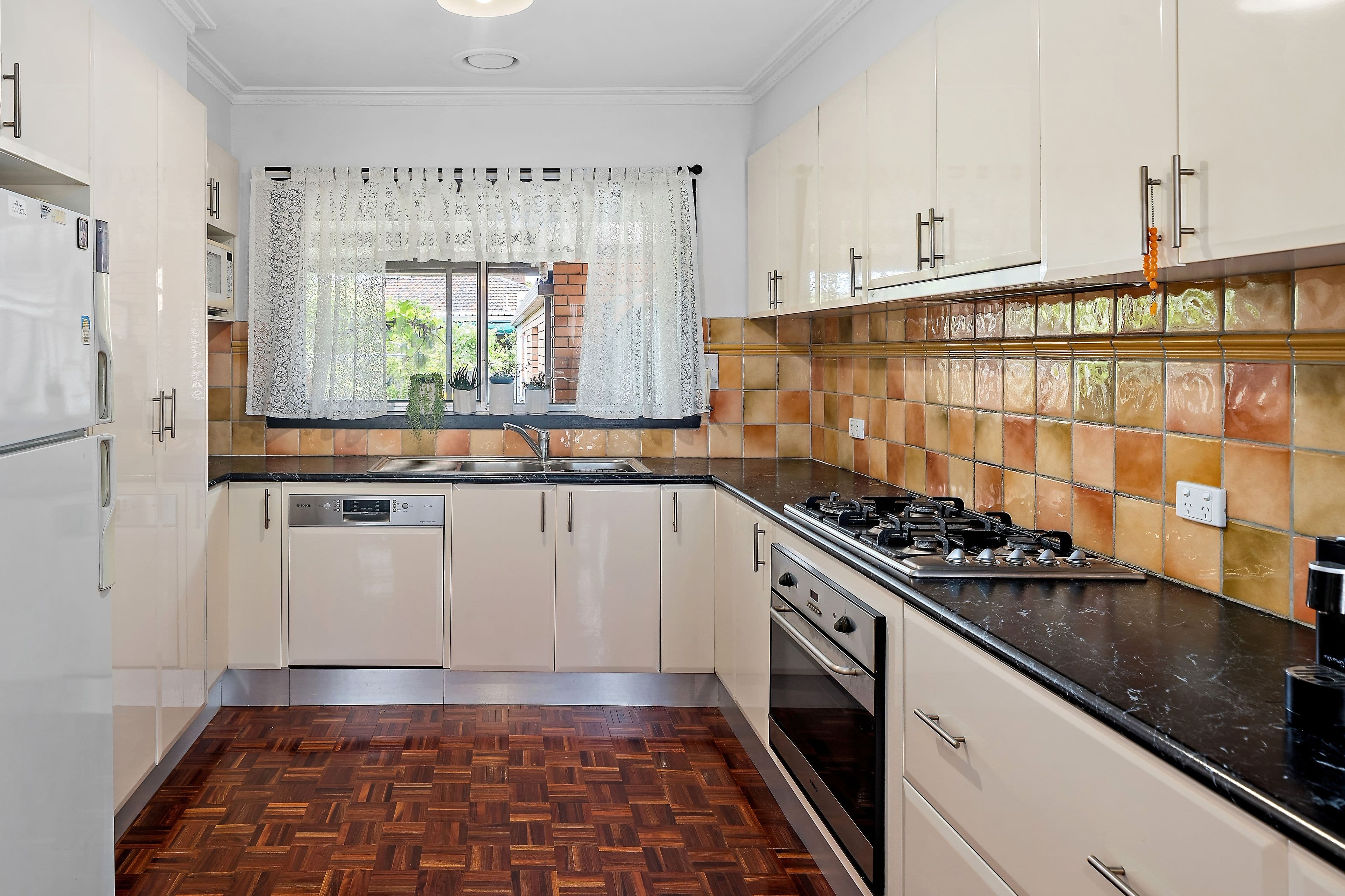 15 Kefford Avenue, Lalor VIC 3075, Lalor - Thumbnail 5