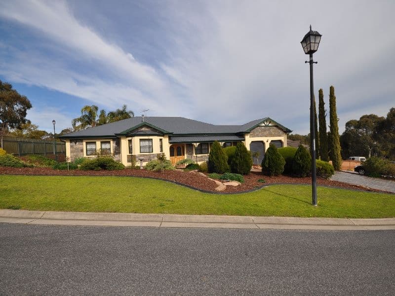 1 Crest Court, GULFVIEW HEIGHTS SA 5096, Gulfview Heights - Image 1