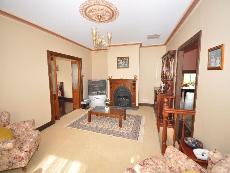 1 Crest Court, GULFVIEW HEIGHTS SA 5096, Gulfview Heights - Thumbnail 5