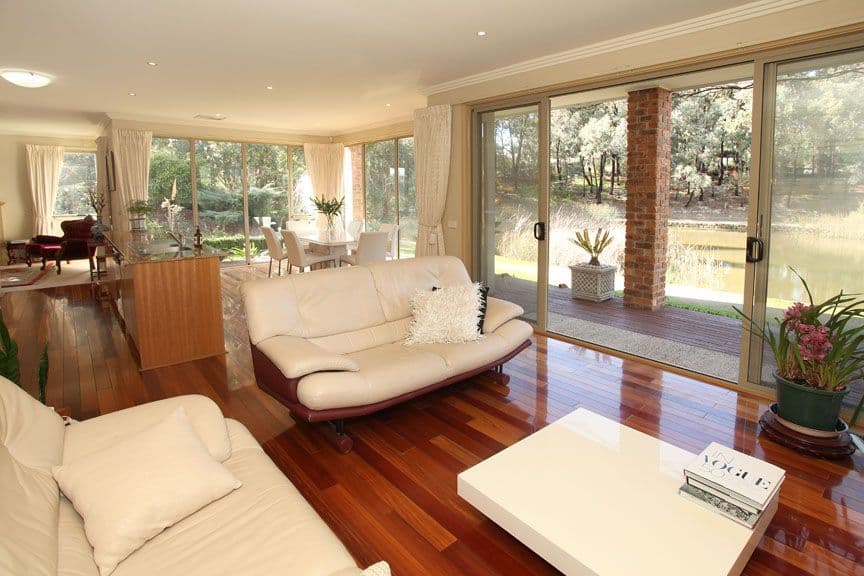 1 Lakeview Court, GLEN WAVERLEY VIC 3150, Glen Waverley - Thumbnail 3