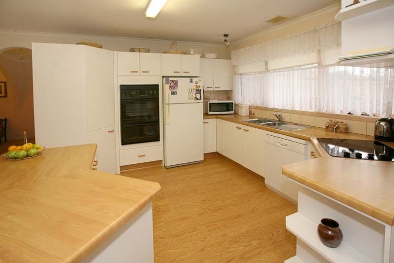18 Lola Street, MULGRAVE VIC 3170, Mulgrave - Thumbnail 2