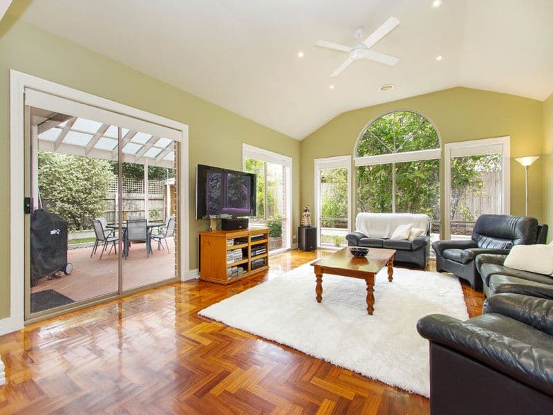 51 Wheatland Crescent, DINGLEY VILLAGE VIC 3172, Dingley Village - Thumbnail 3