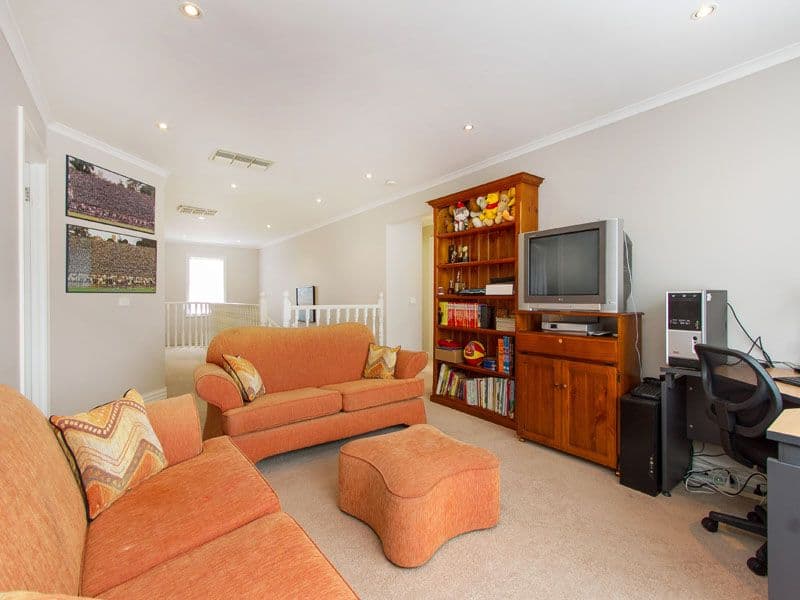 51 Wheatland Crescent, DINGLEY VILLAGE VIC 3172, Dingley Village - Thumbnail 8