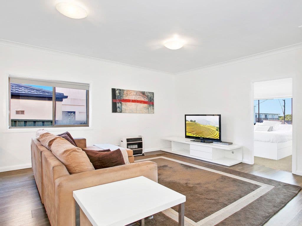 42 Walker Street, Helensburgh - Thumbnail 2