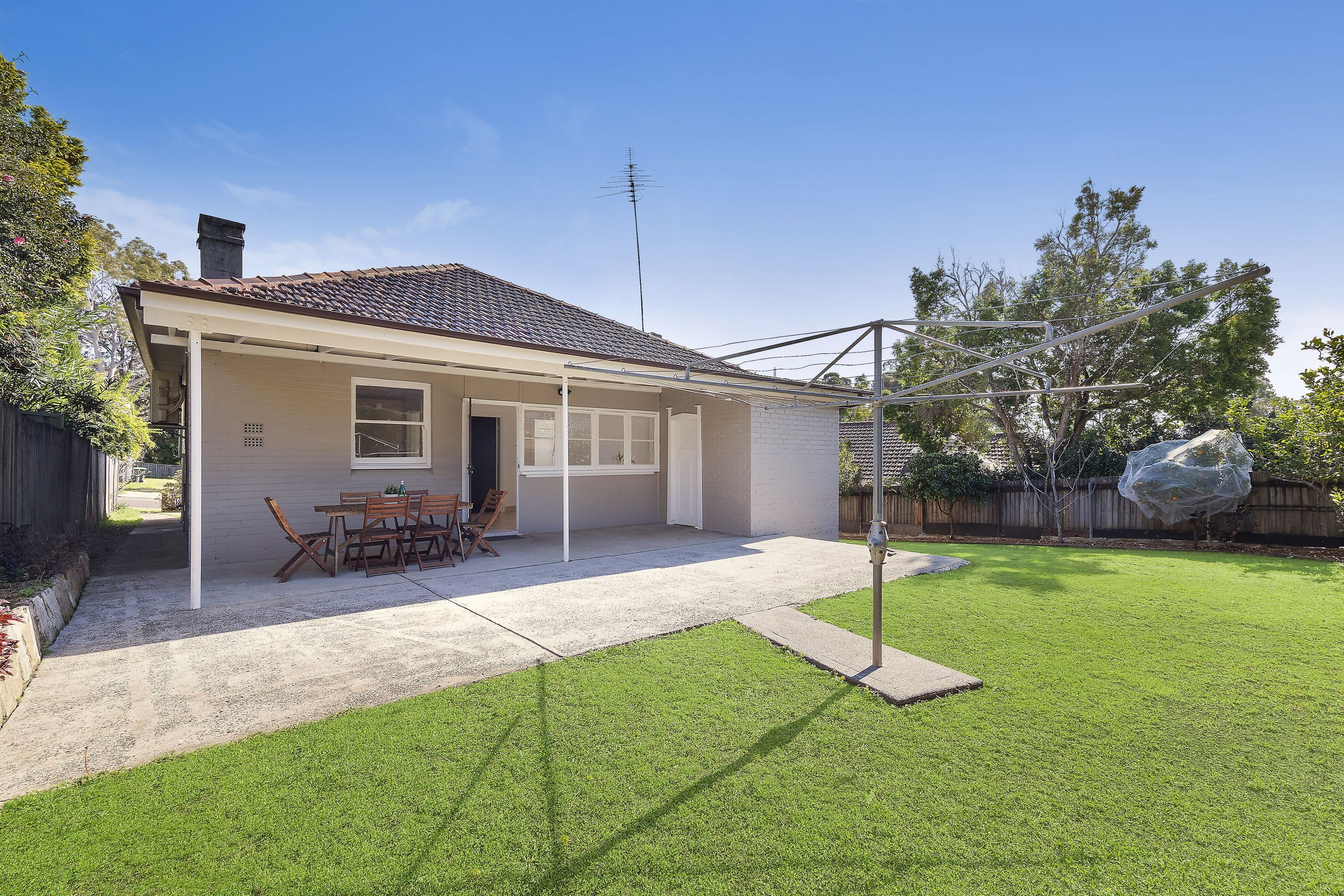2 Huddart Avenue, Normanhurst NSW 2076, Normanhurst - Thumbnail 2
