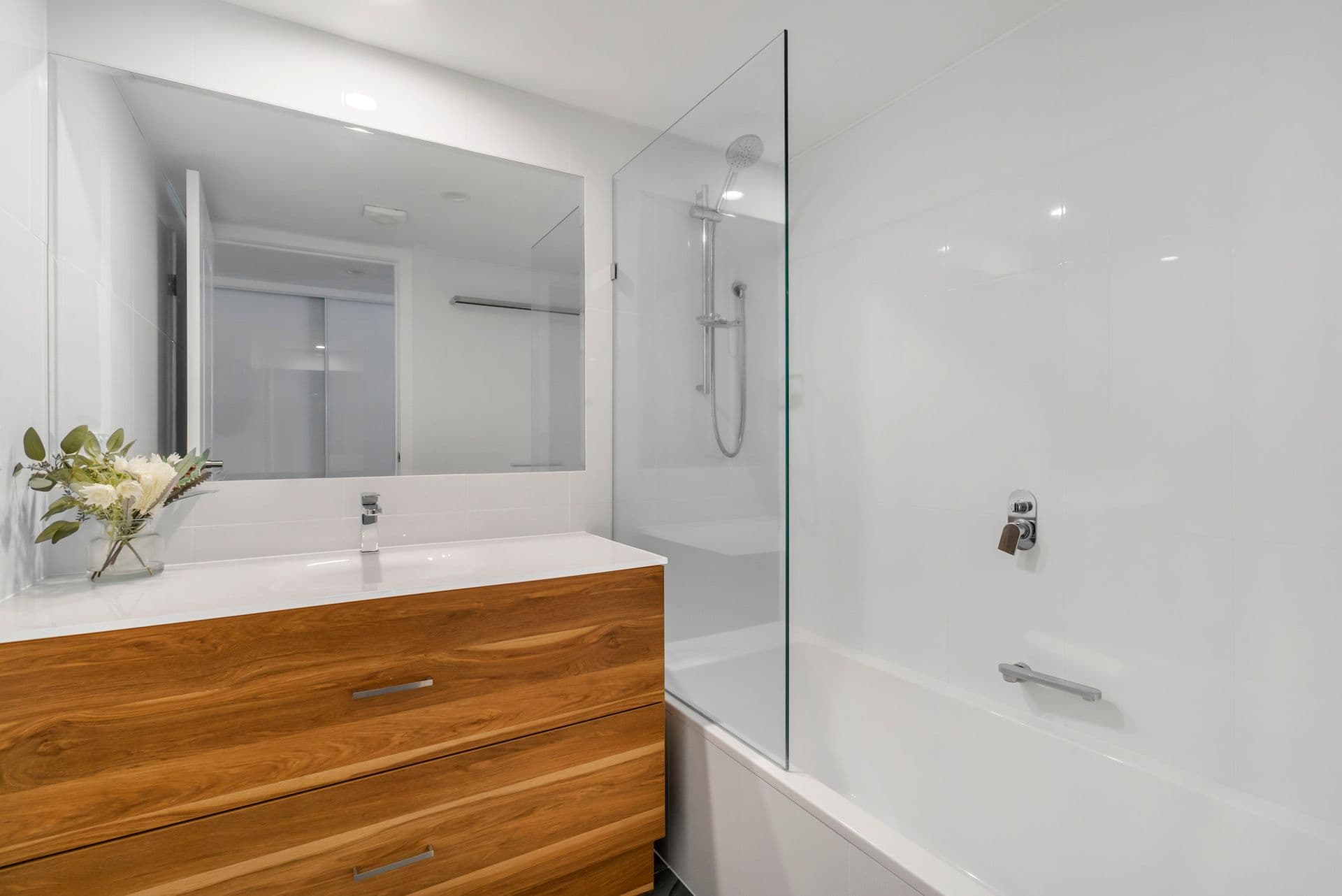 56-70 Guineas Creek Road, Currumbin Waters QLD 4223, Currumbin Waters - Thumbnail 8