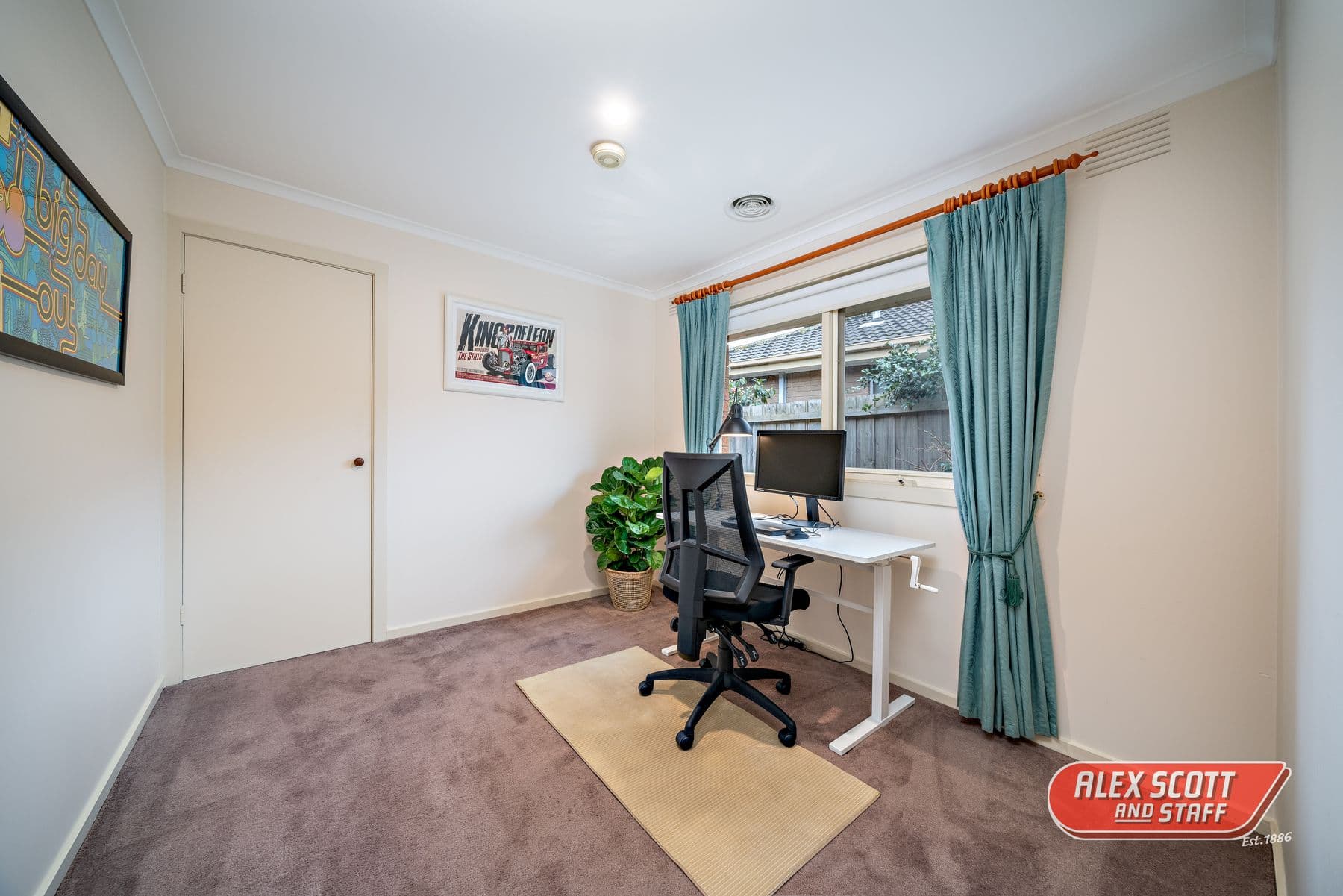 39 Ambleside Crescent, Berwick, Berwick - Thumbnail 6
