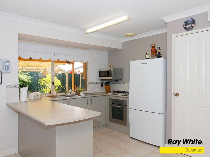 6 Challa Grove, BALLAJURA WA 6066, Ballajura - Thumbnail 2