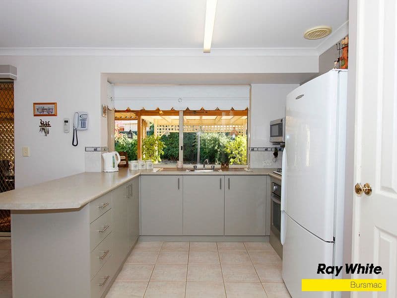 6 Challa Grove, BALLAJURA WA 6066, Ballajura - Thumbnail 5