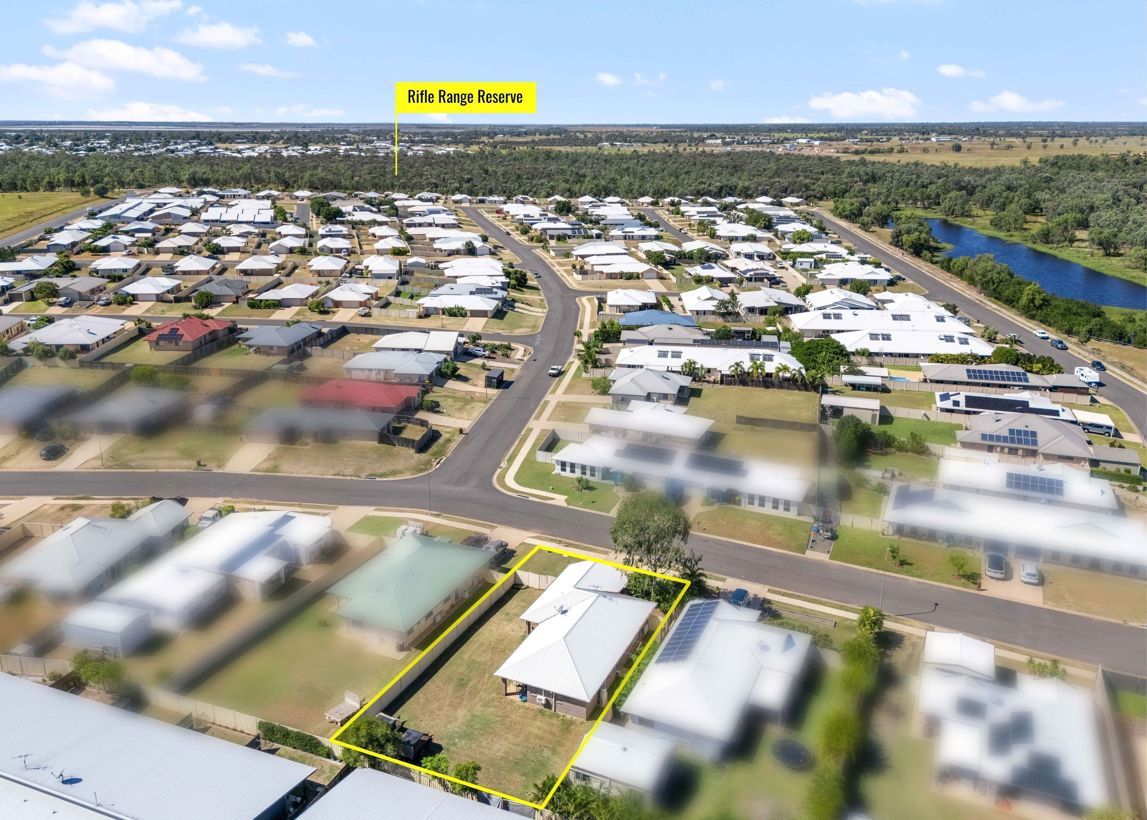 61 Lakeside Drive, Emerald QLD 4720, Emerald - Thumbnail 2