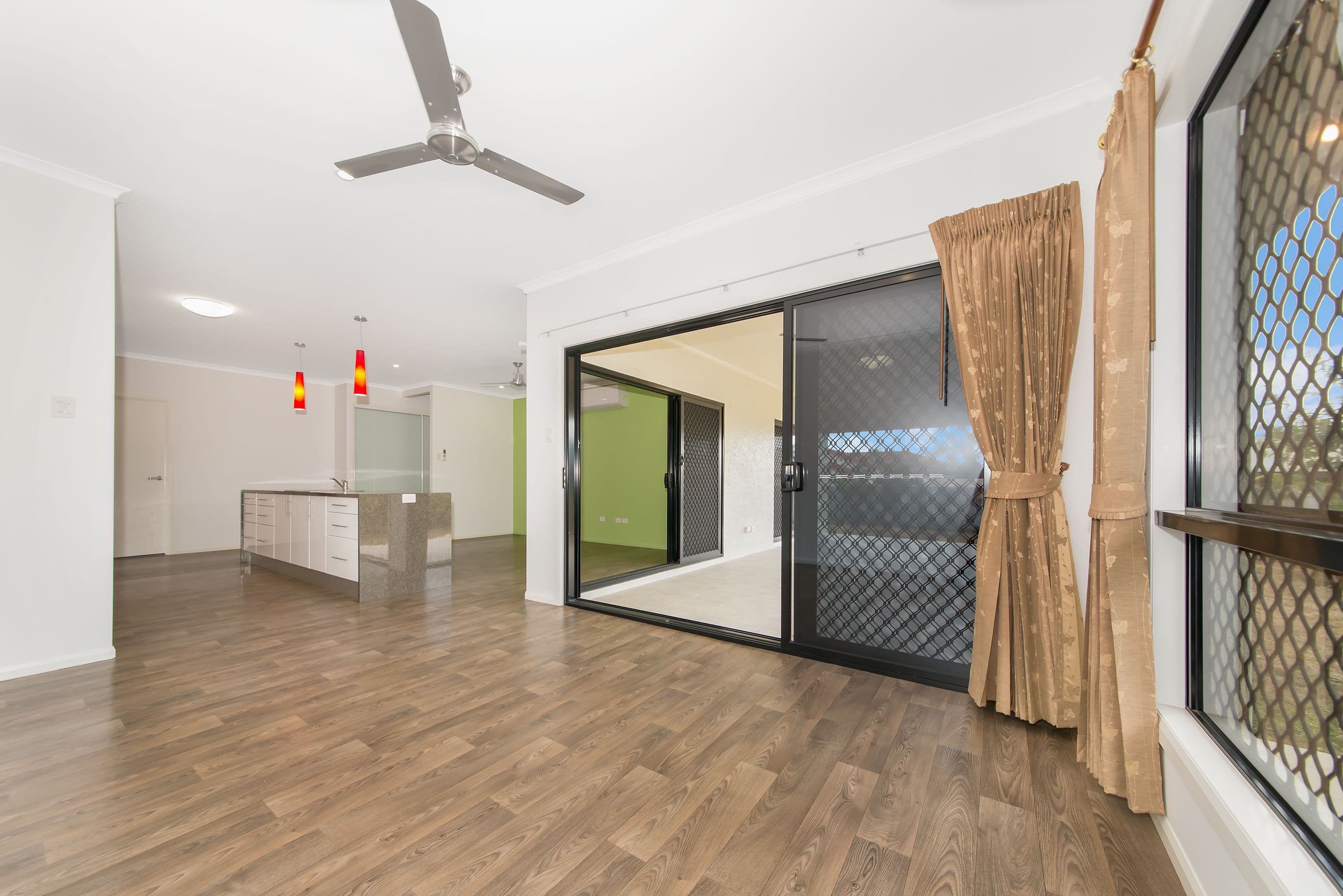 15 Rodeo Drive, Mount Louisa QLD 4814, Mount Louisa - Thumbnail 2