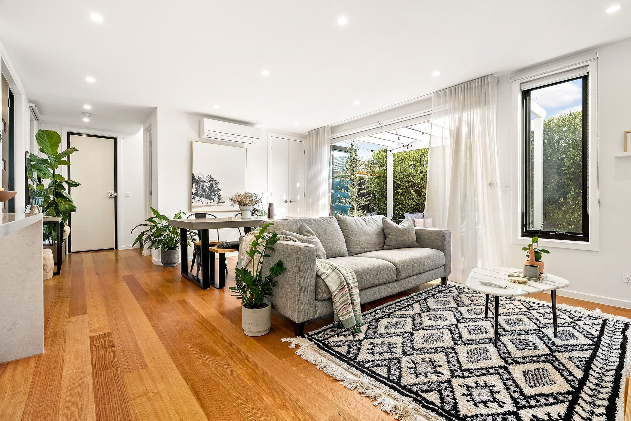 15 Bevan Avenue, Clayton South VIC 3169, Clayton South - Thumbnail 3