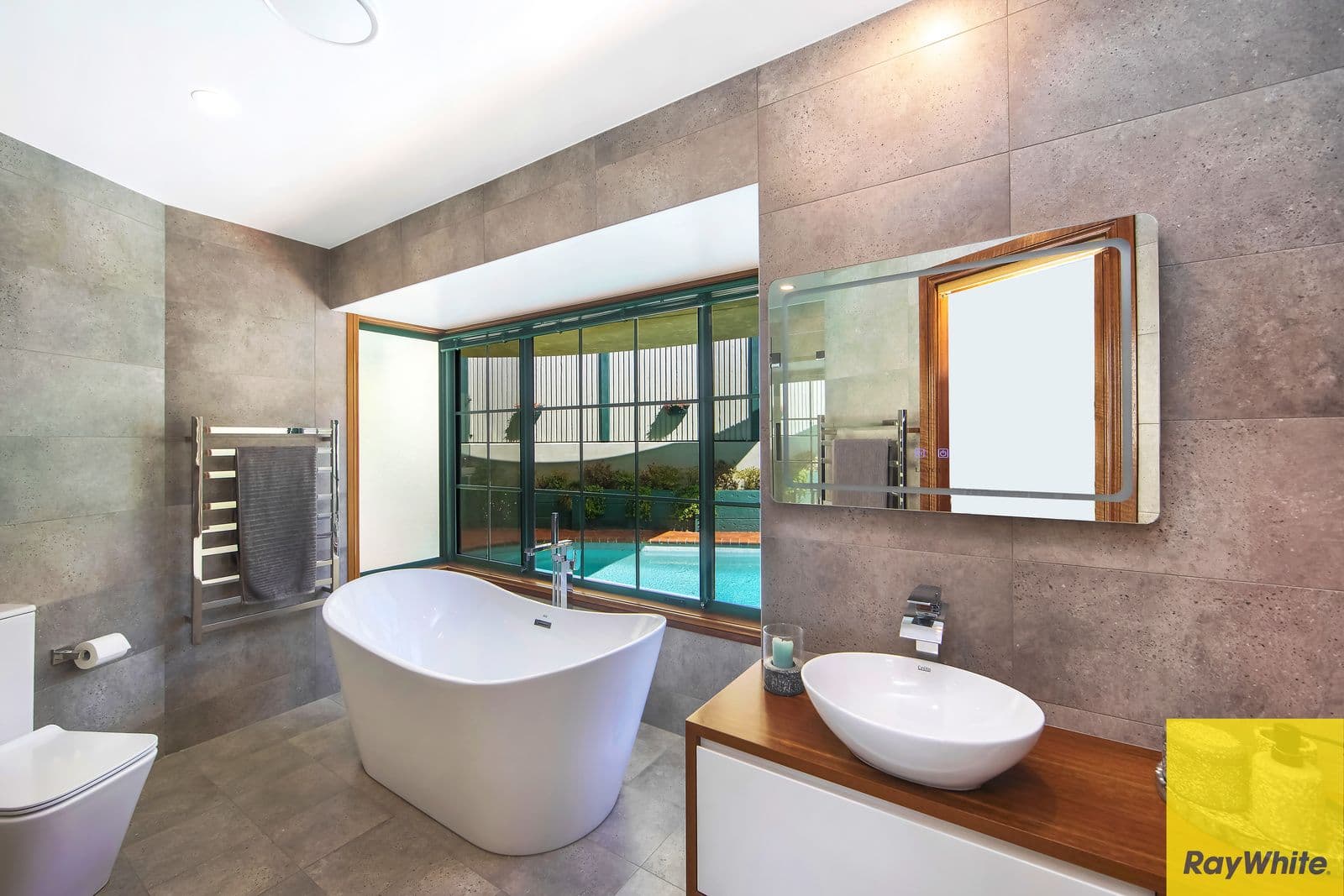 11A Bay View Crescent, Blackwall NSW 2256, Blackwall - Thumbnail 8