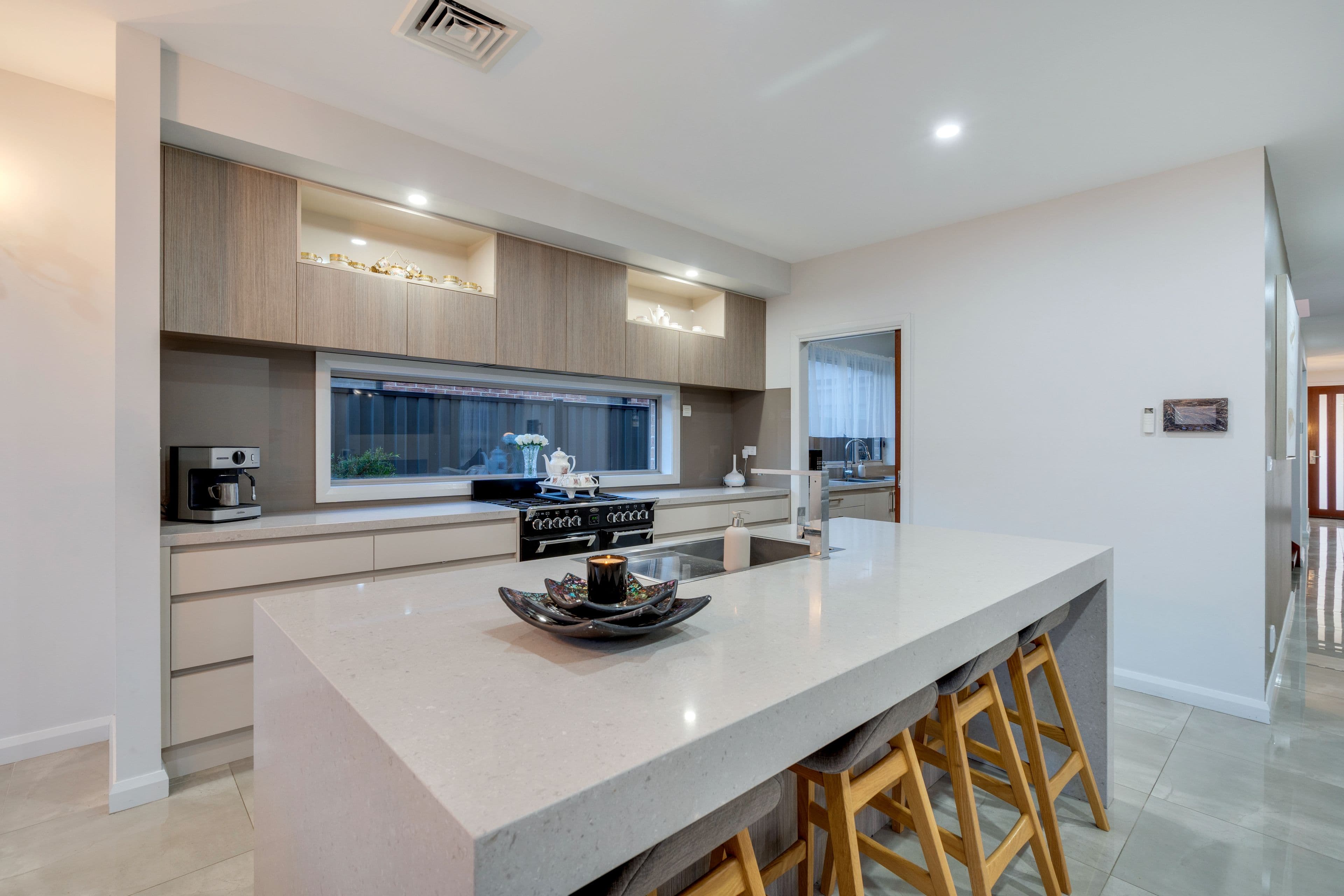 33 Admiration Drive, Craigieburn VIC 3064, Craigieburn - Thumbnail 3